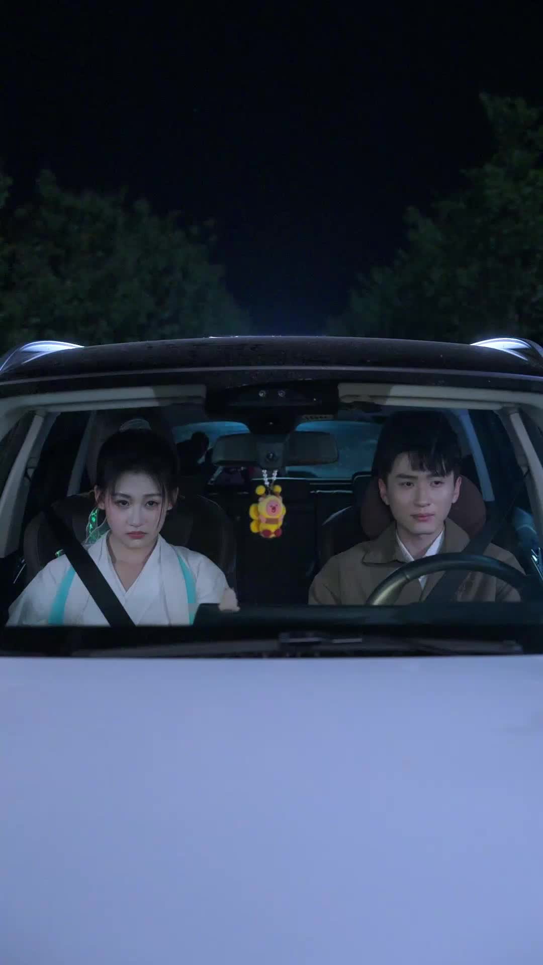 Episode 52 of Love Crossed a Millennium