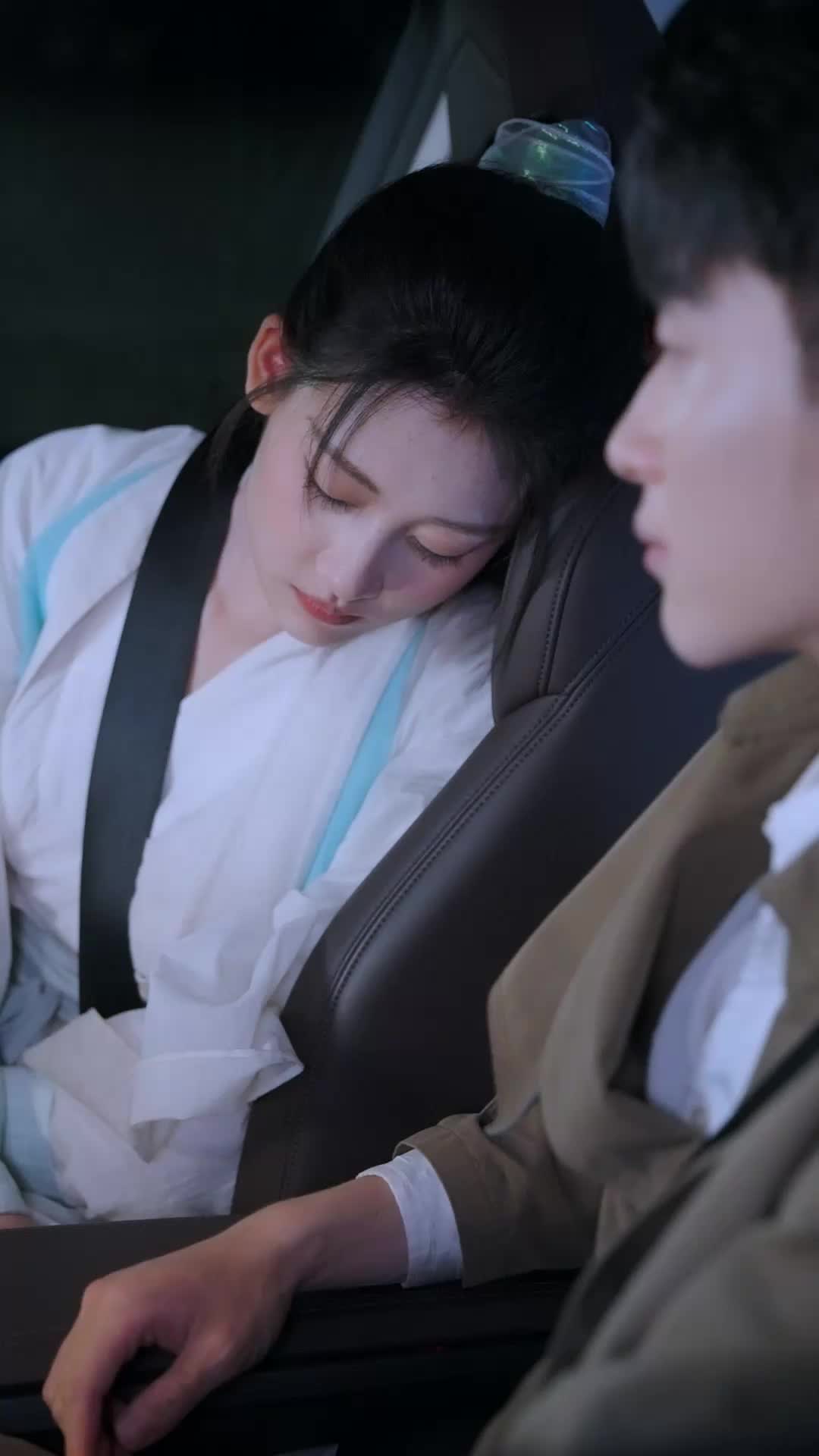 Episode 55 of Love Crossed a Millennium