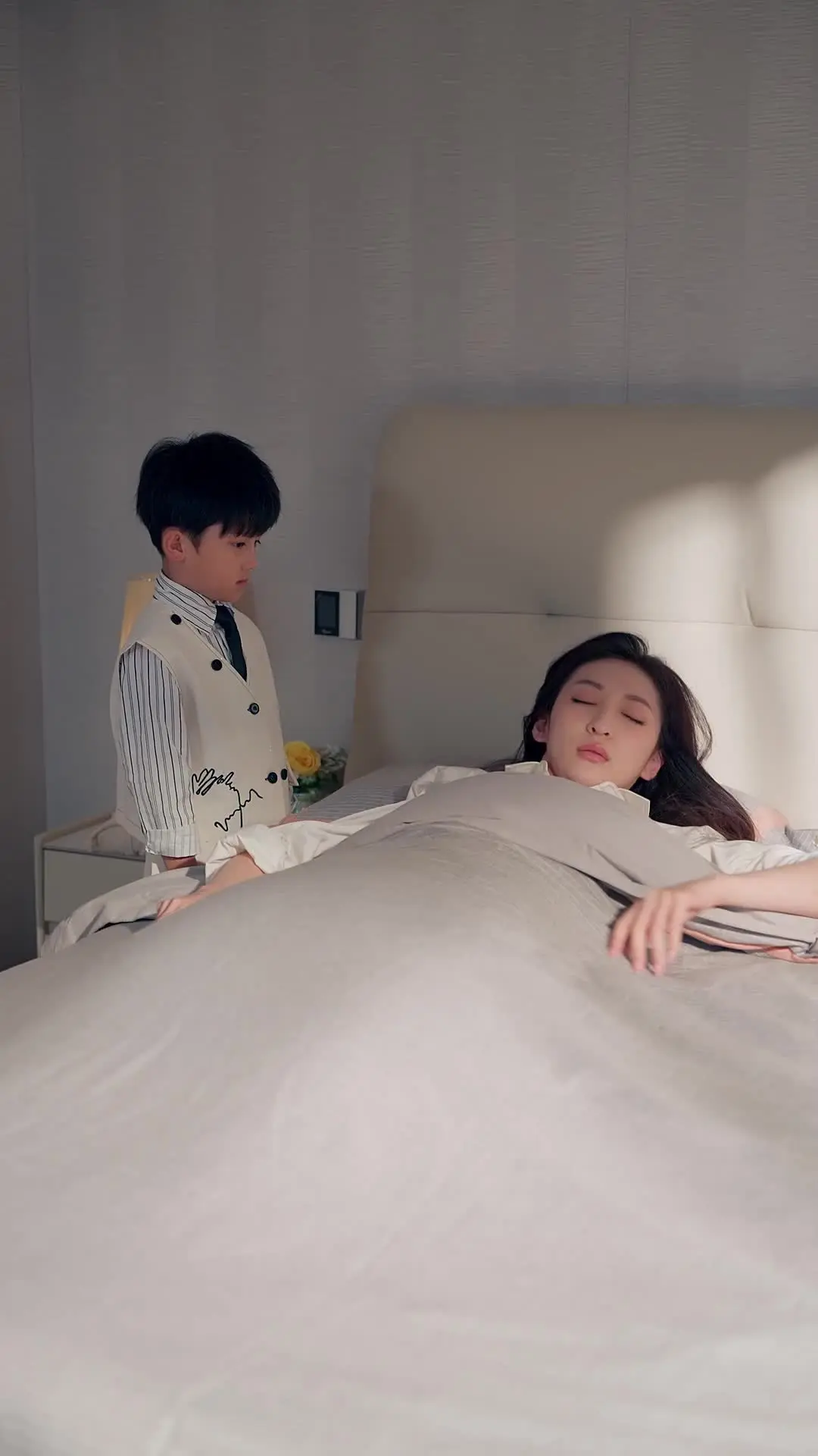 Episode 4 of Love Found Her After the Divorce