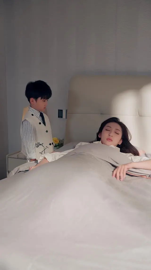 Episode 4 of Love Found Her After the Divorce