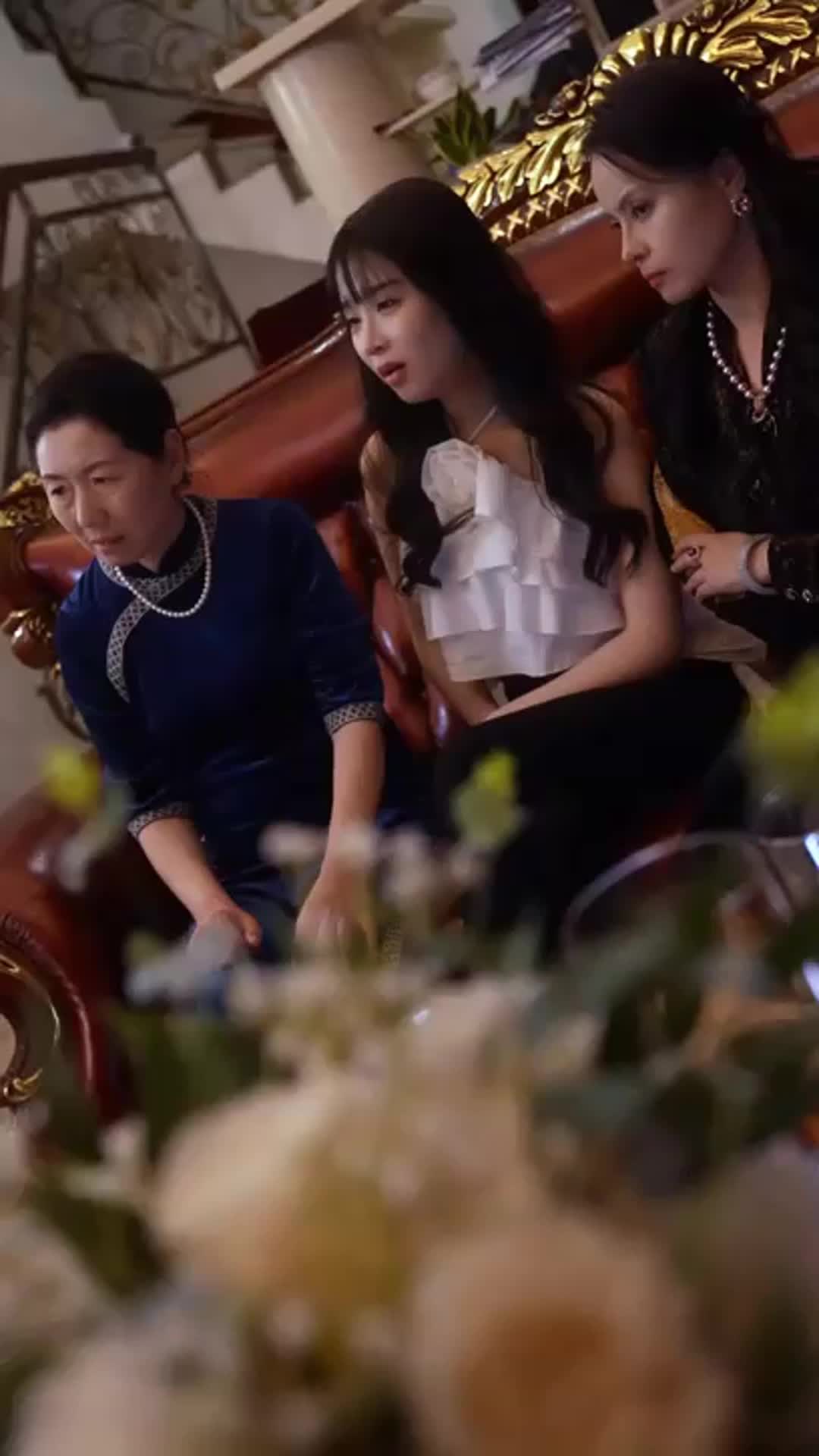 Episode 10 of Love in Her Shadow