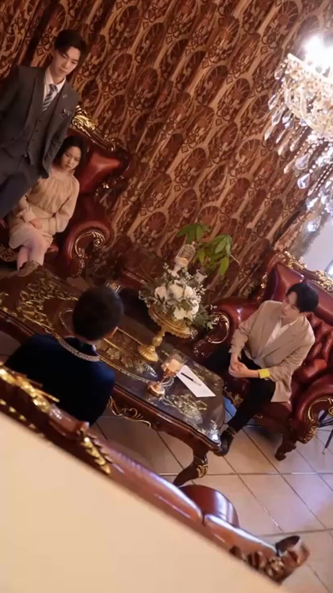 Episode 89 of Love in Her Shadow