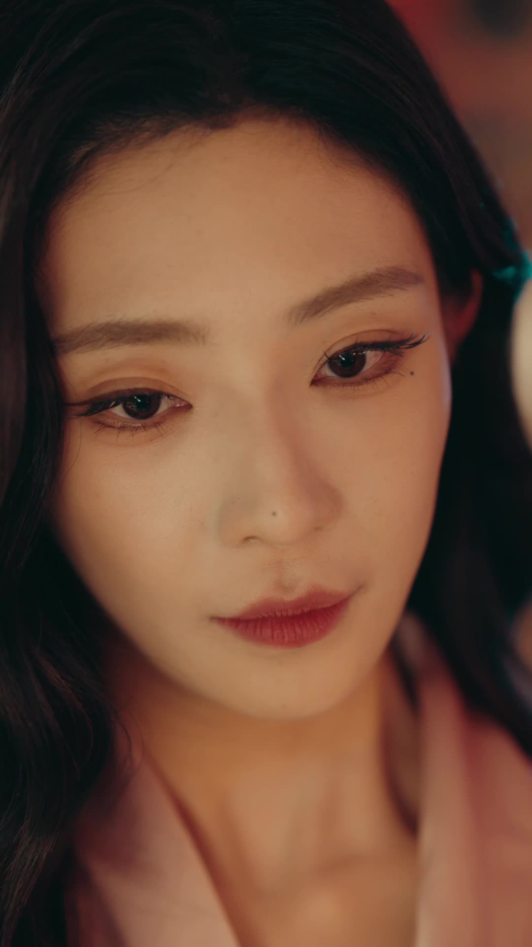 Episode 32 of Love Me, Don't Own Me
