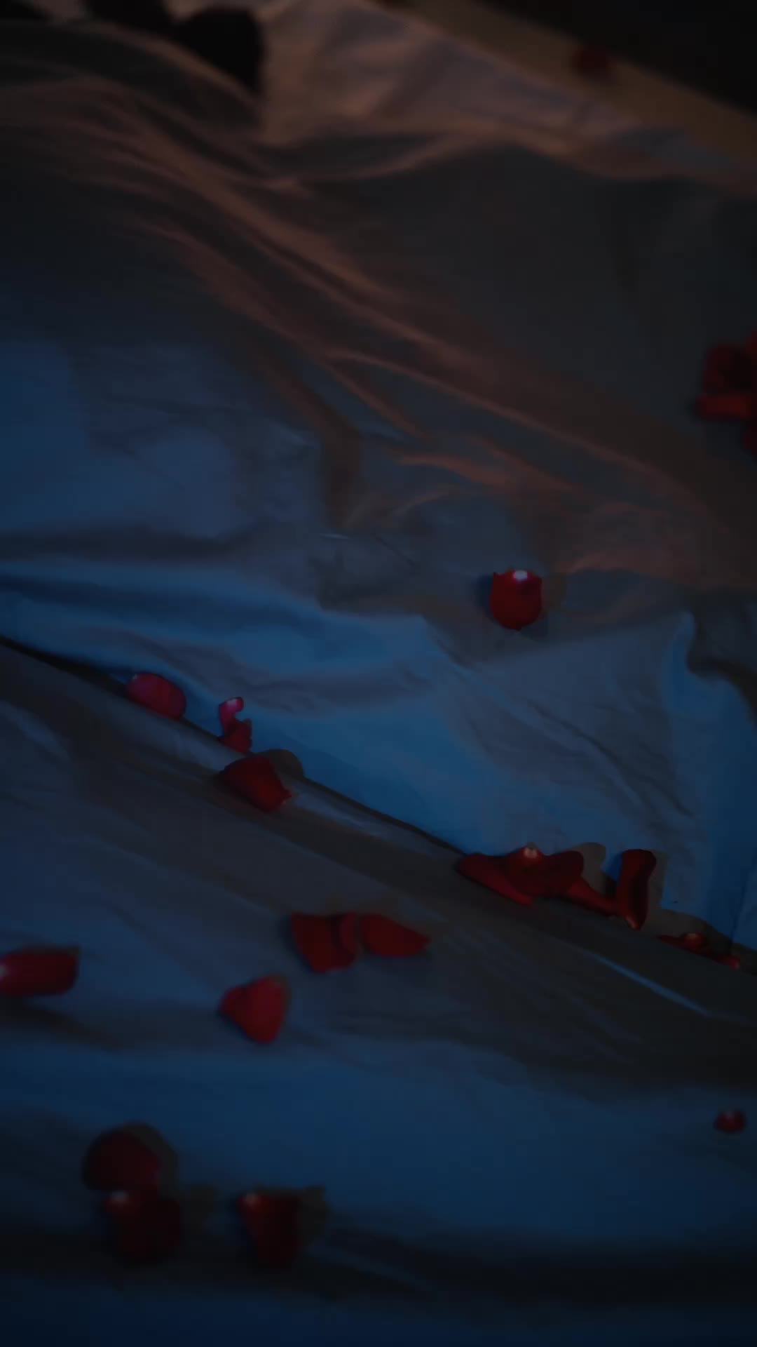 Episode 35 of Love on the Edge