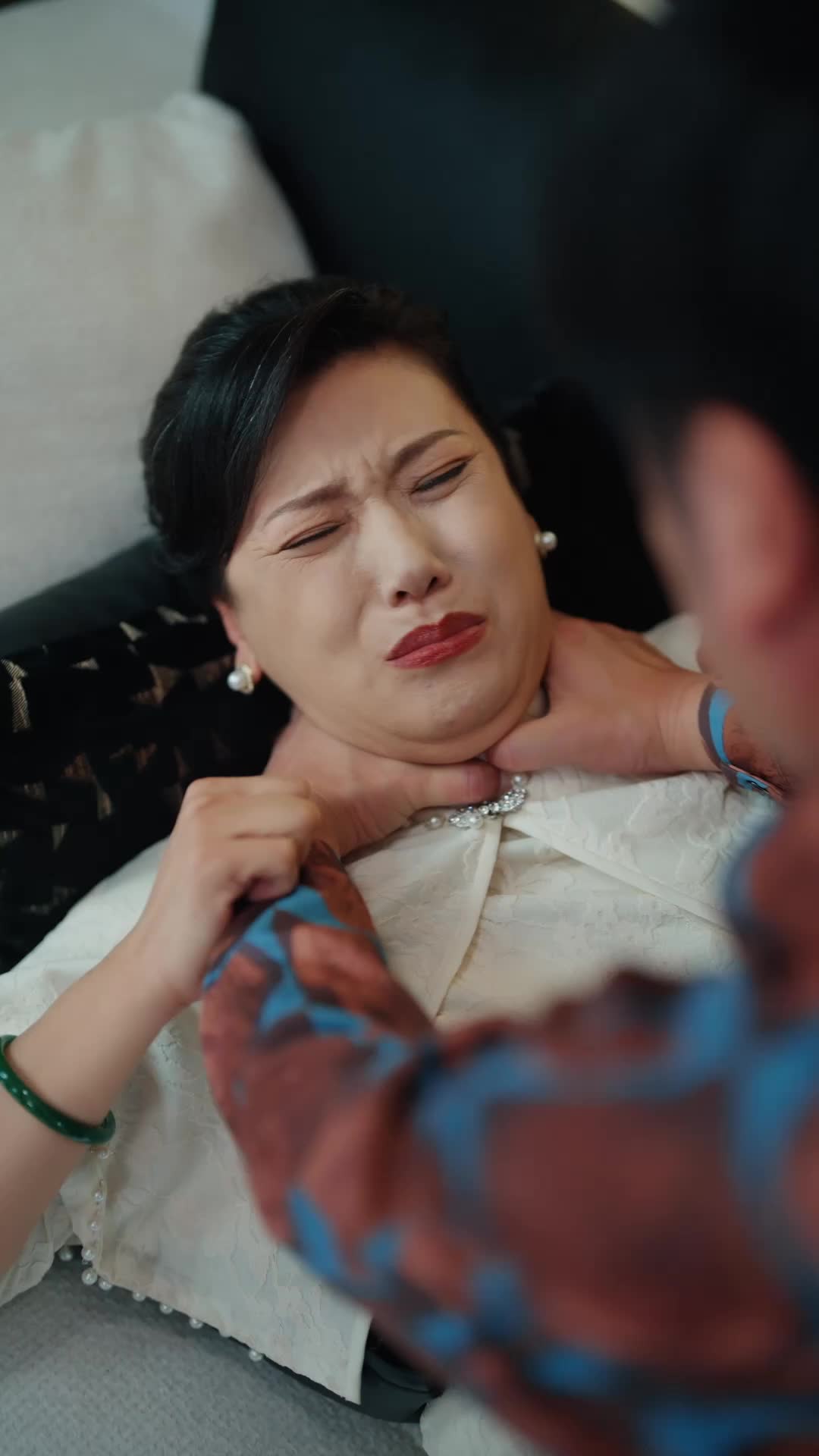 Episode 53 of Love on the Edge