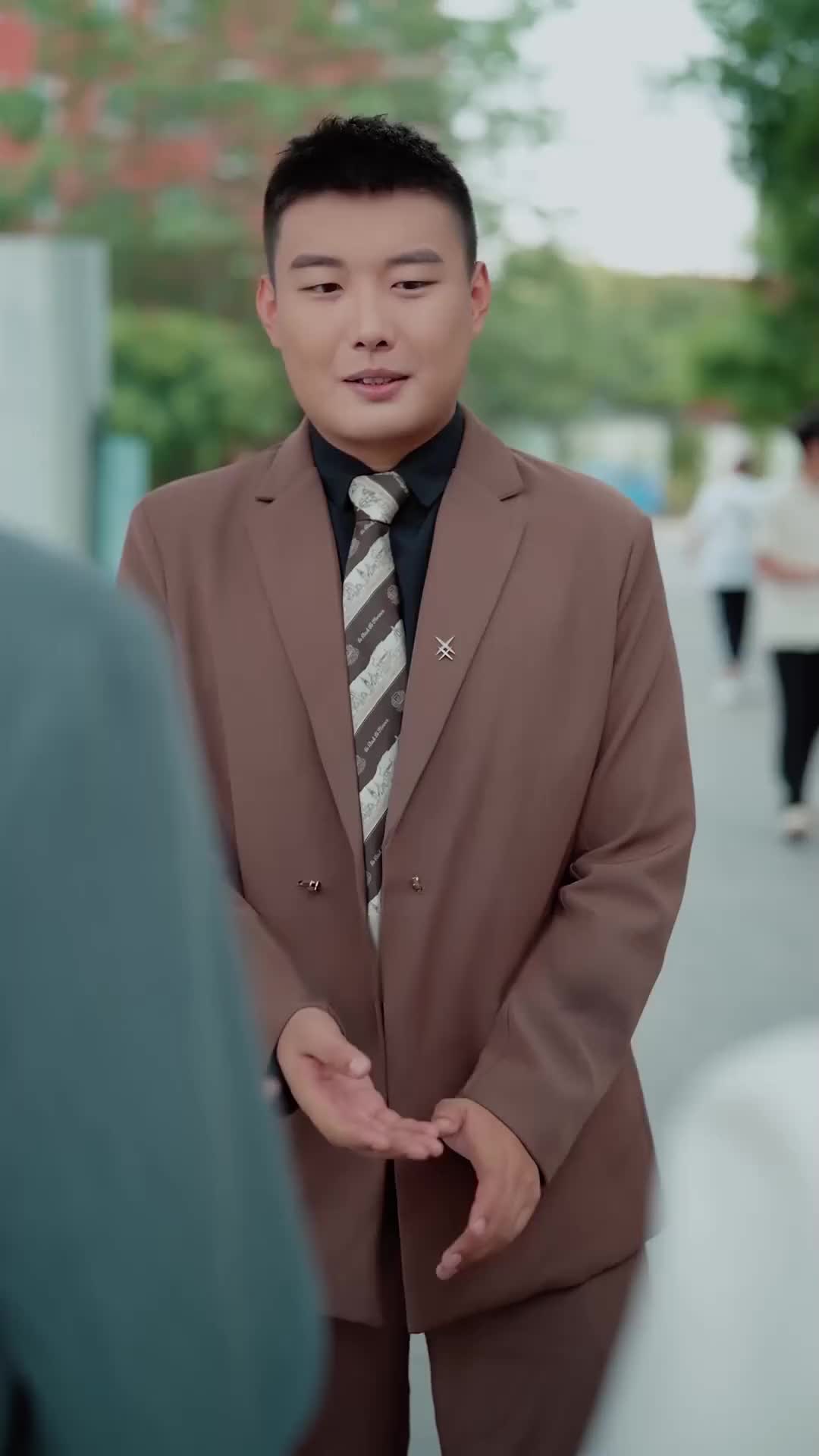 Episode 35 of Love's Redemption: Her Resounding Comeback