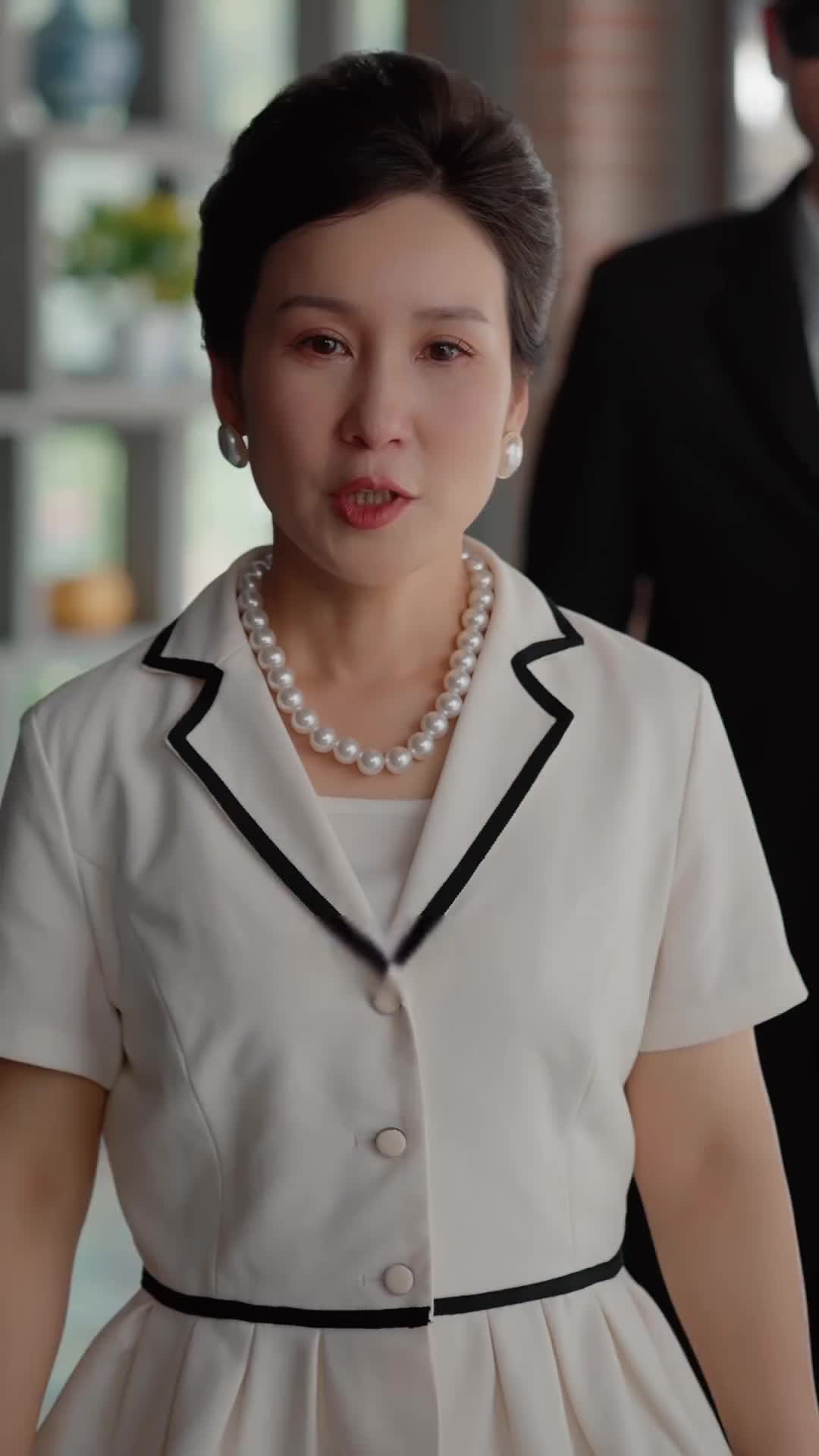Episode 57 of Love's Redemption: Her Resounding Comeback