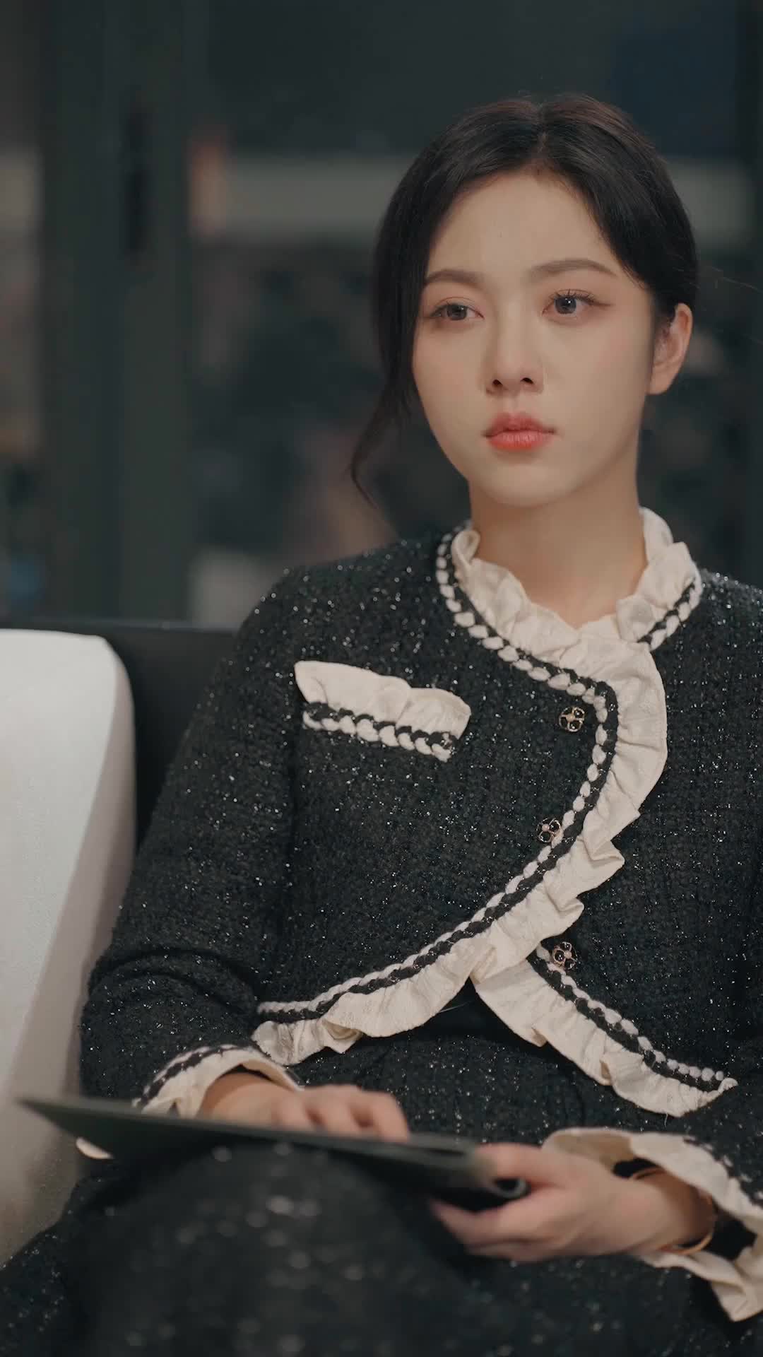 Episode 25 of Loving You Again with Memories