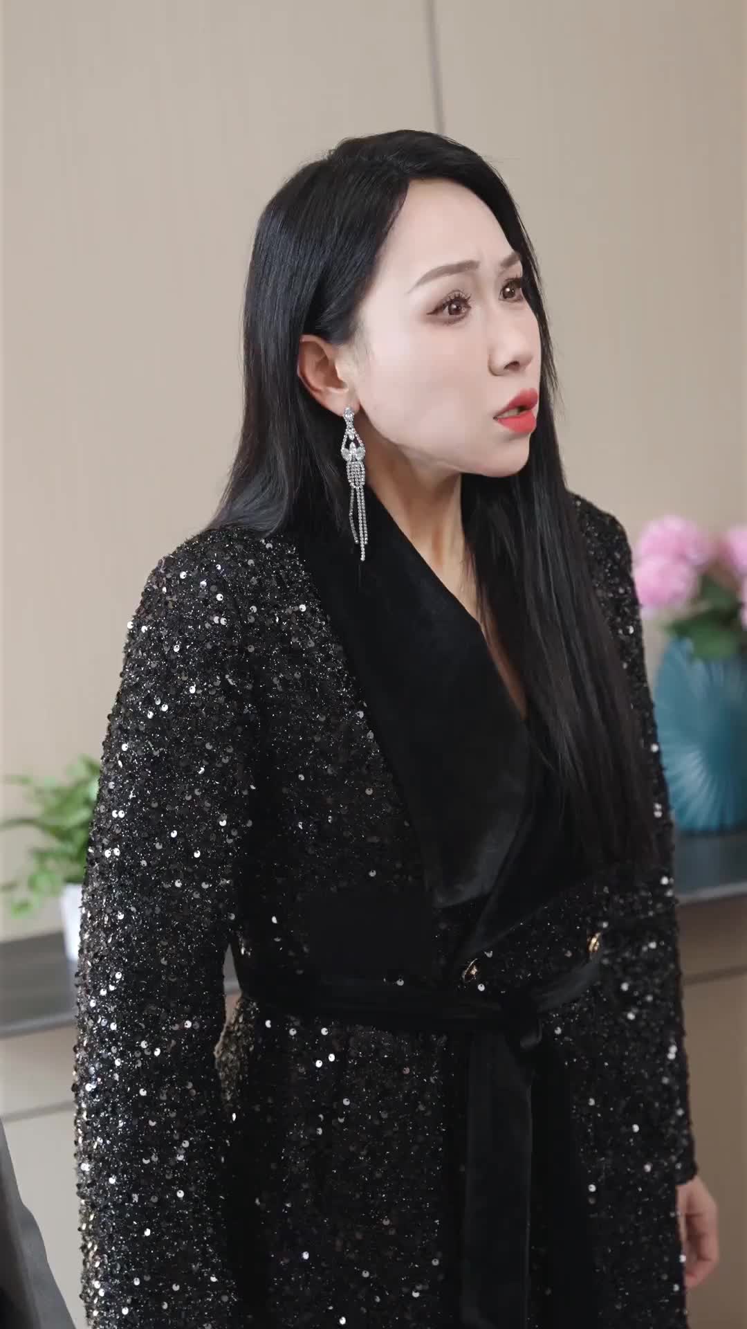 Episode 32 of Marry Ex's Boss After Divorce