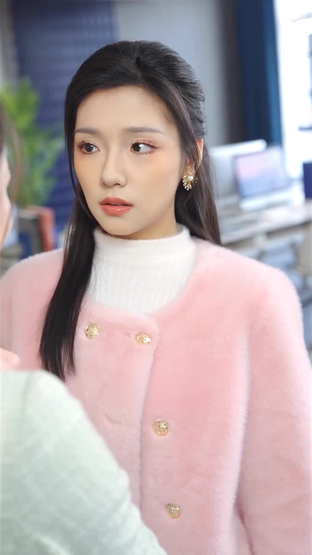 Episode 33 of Marry Ex's Boss After Divorce