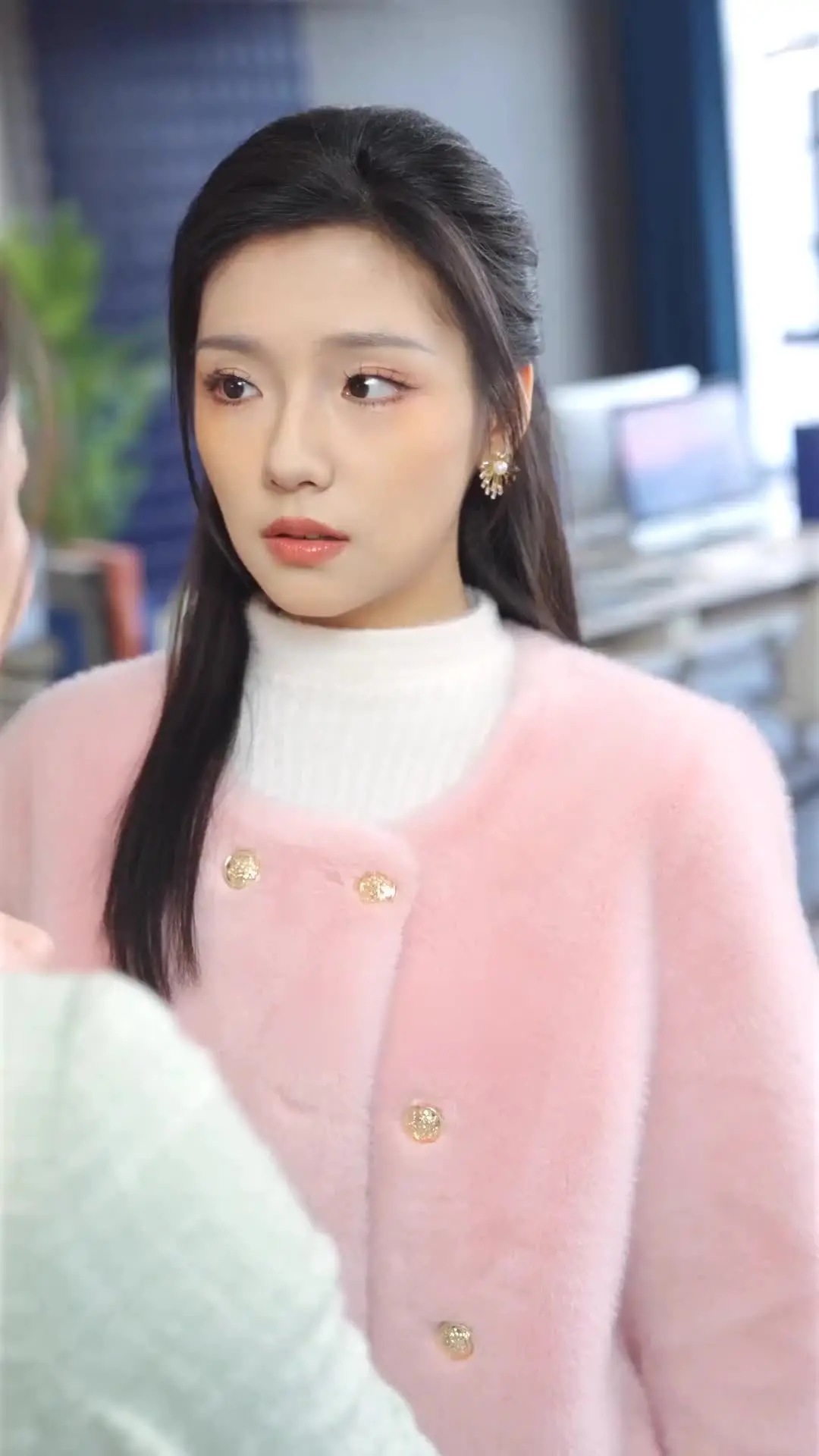 Episode 33 of Marry Ex's Boss After Divorce