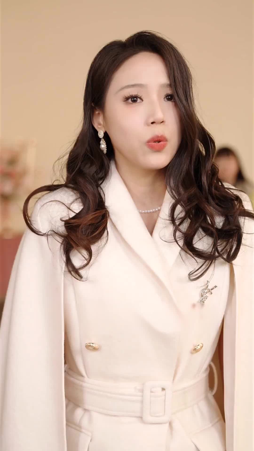 Episode 72 of Marry Ex's Boss After Divorce