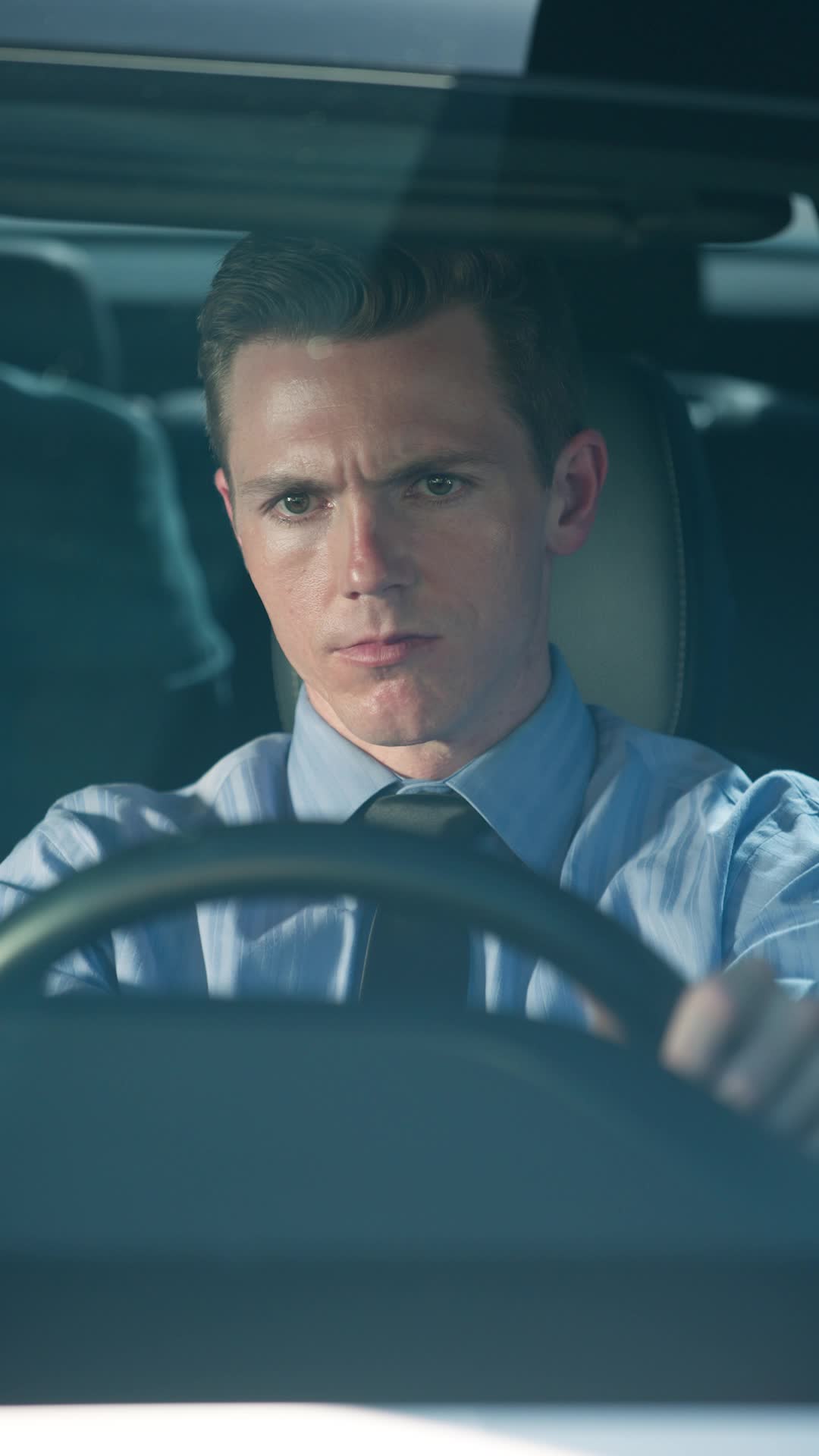 Episode 39 of Marry Me Twice, Mr. Grant