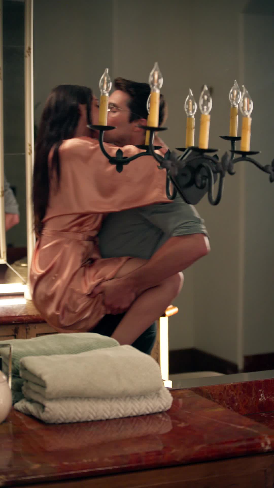 Episode 42 of Marry Me Twice, Mr. Grant