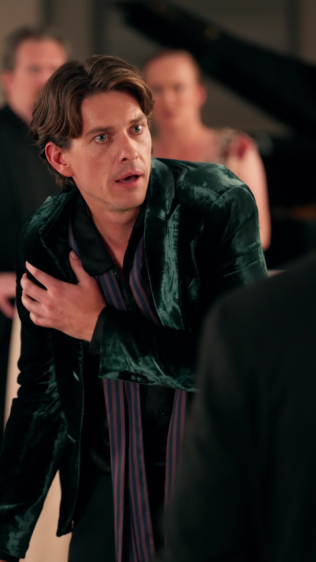 Episode 54 of Marry Me Twice, Mr. Grant