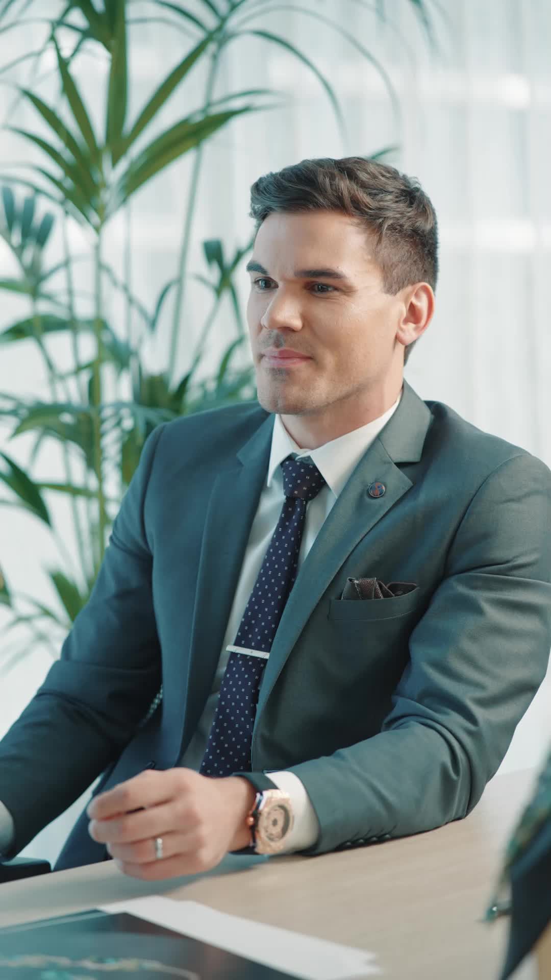 Episode 42 of Marrying My Ex's Boss