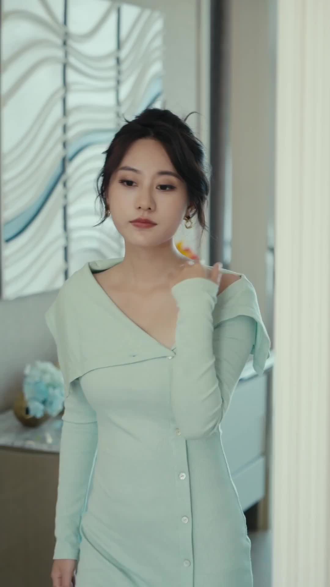 Episode 32 of Marrying the Undercover Powerhouse