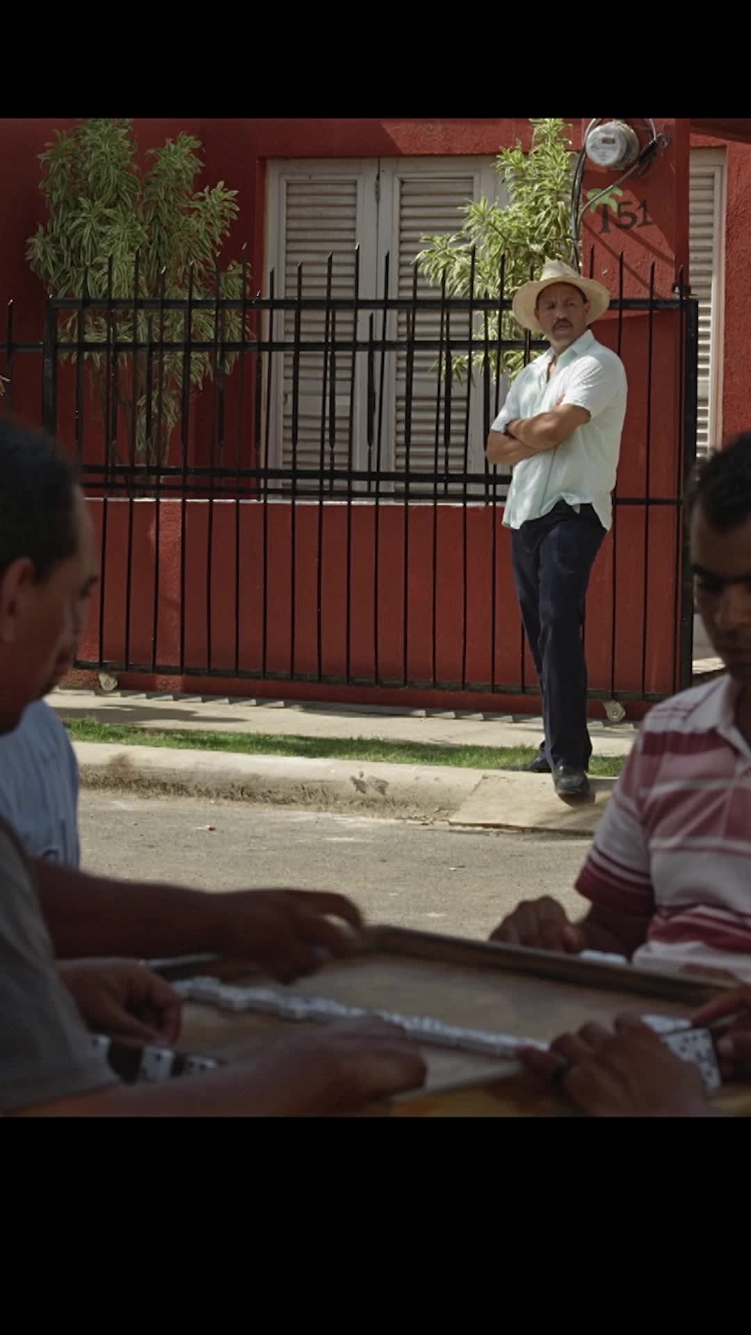 Episode 33 of Mi Angelito Favorito