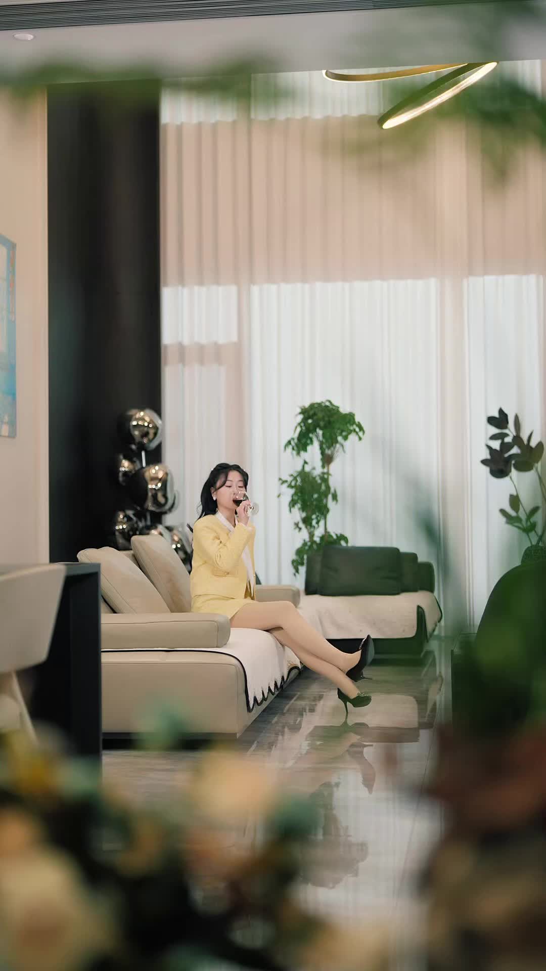 Episode 13 of Miracle Healer's Love Story with Ms. CEO