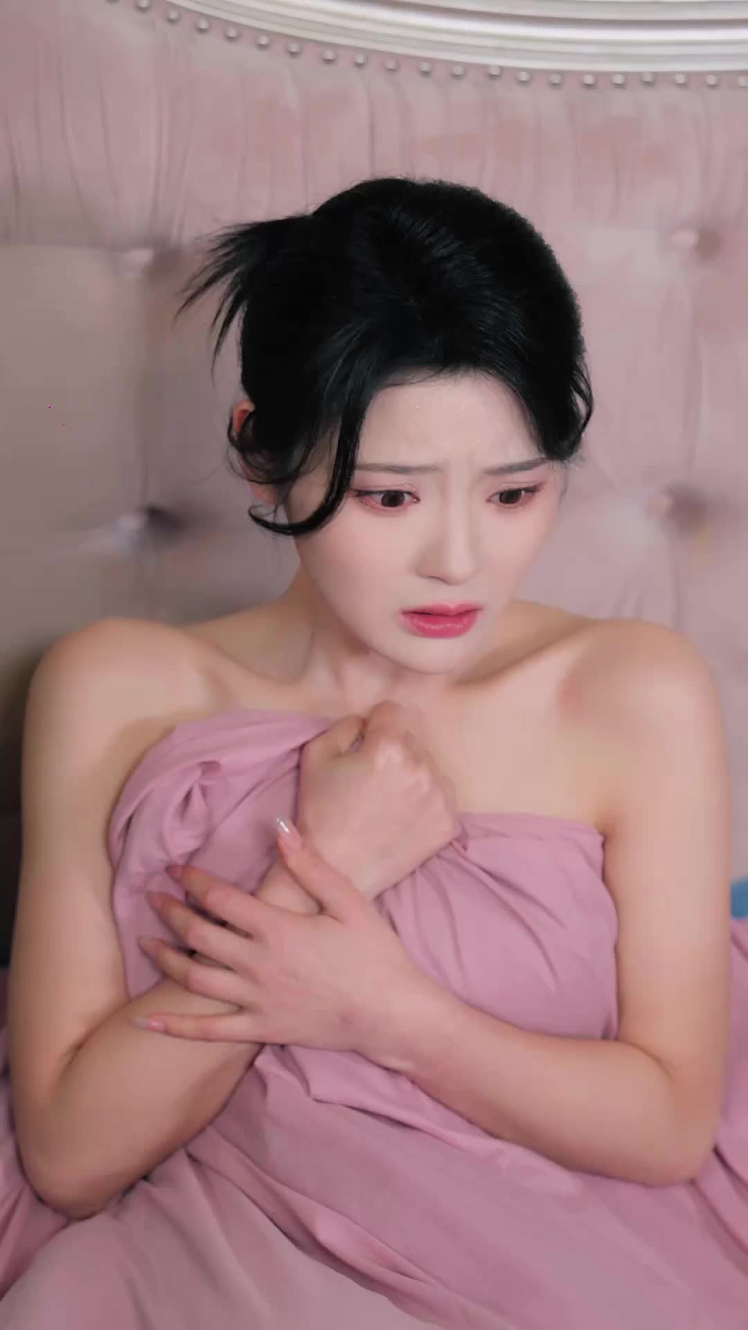 Episode 35 of Miracle Healer's Love Story with Ms. CEO