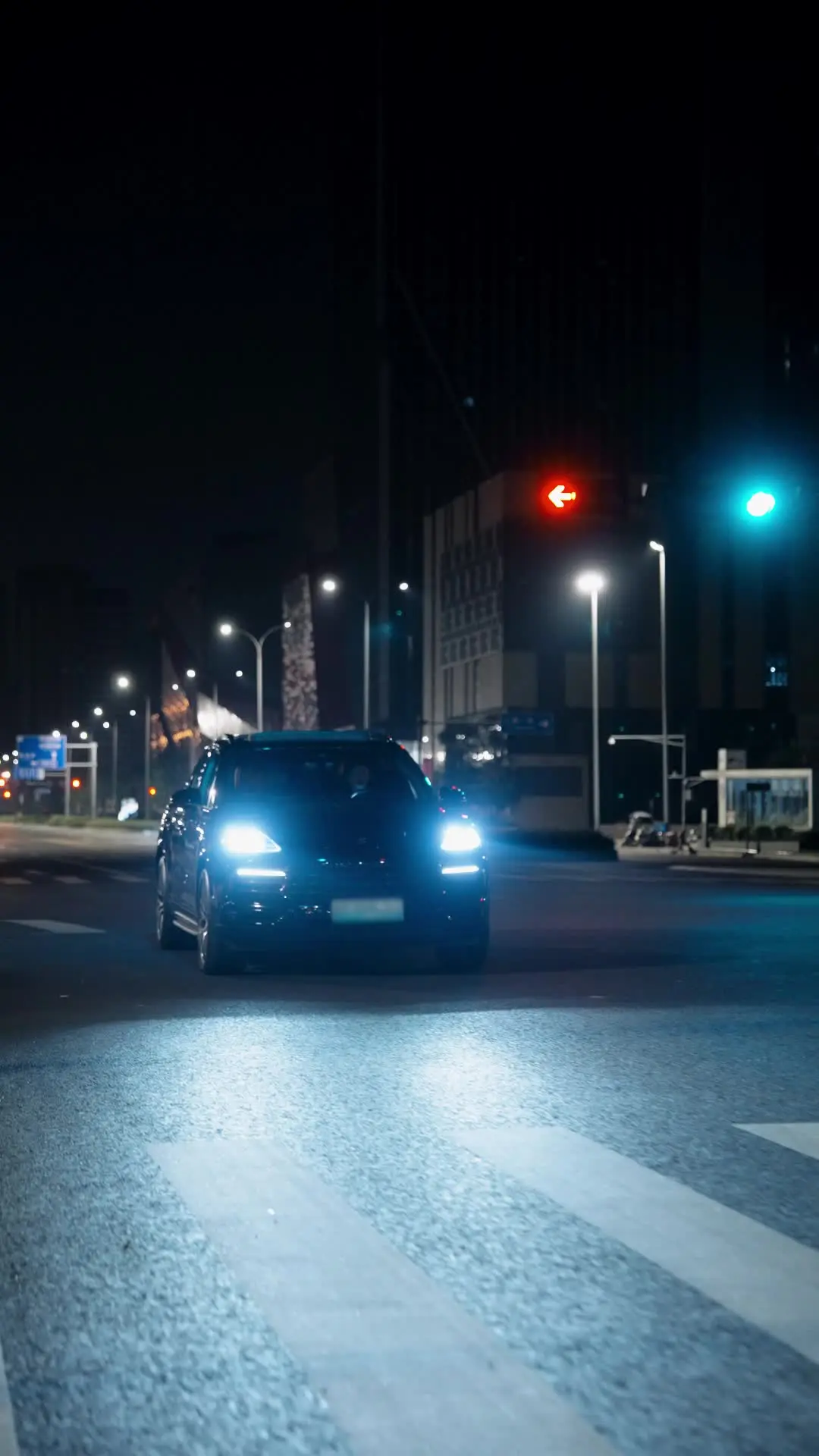 Episode 18 of Miss Secretary, You Stole His Heart