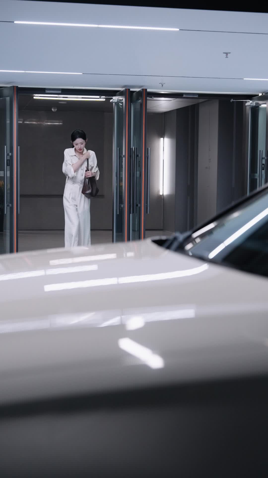 Episode 22 of Miss Secretary, You Stole His Heart