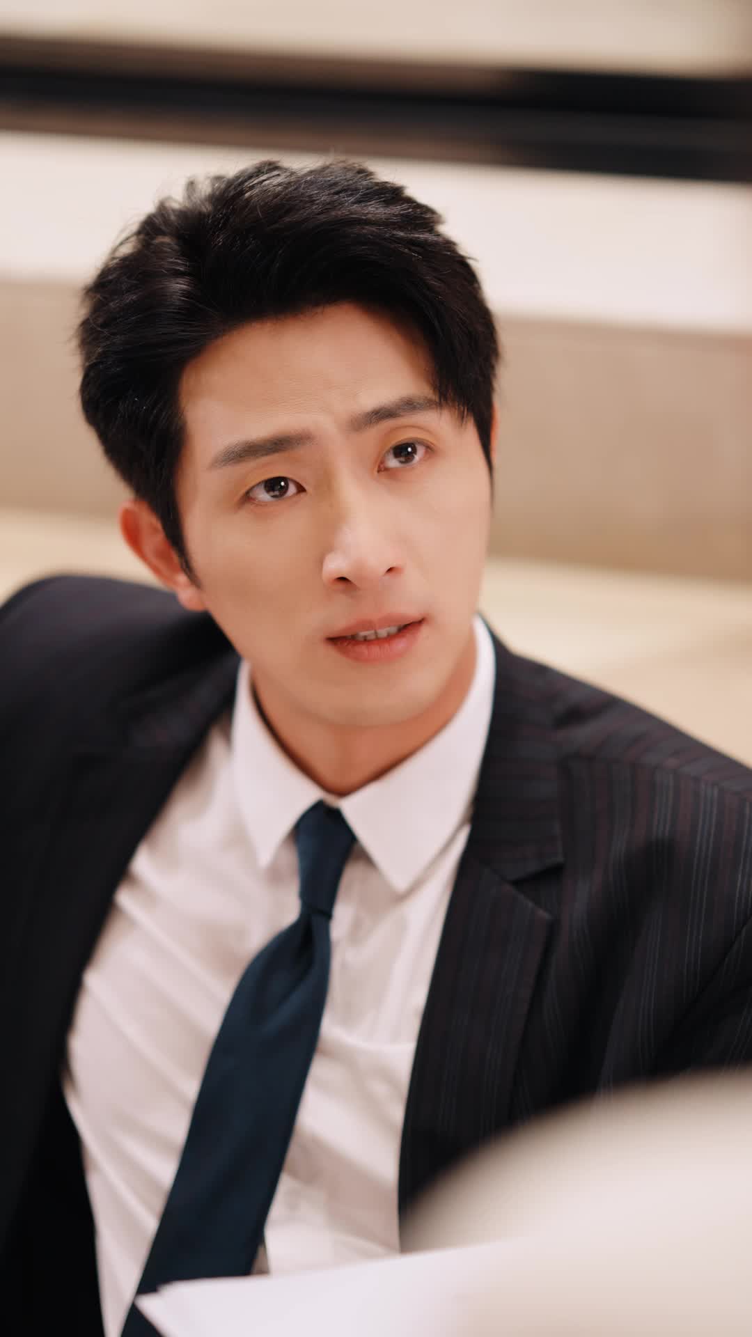 Episode 35 of Miss Secretary, You Stole His Heart