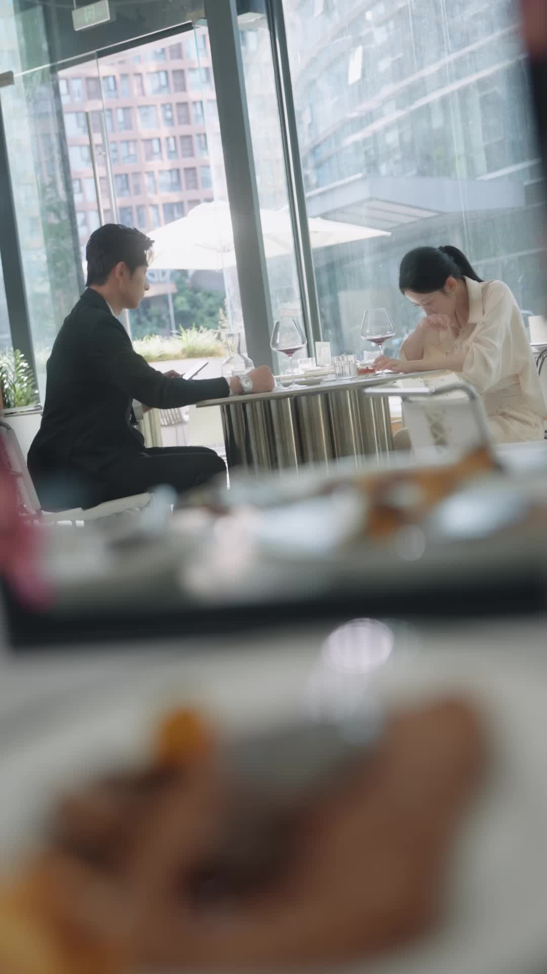 Episode 48 of Miss Secretary, You Stole His Heart