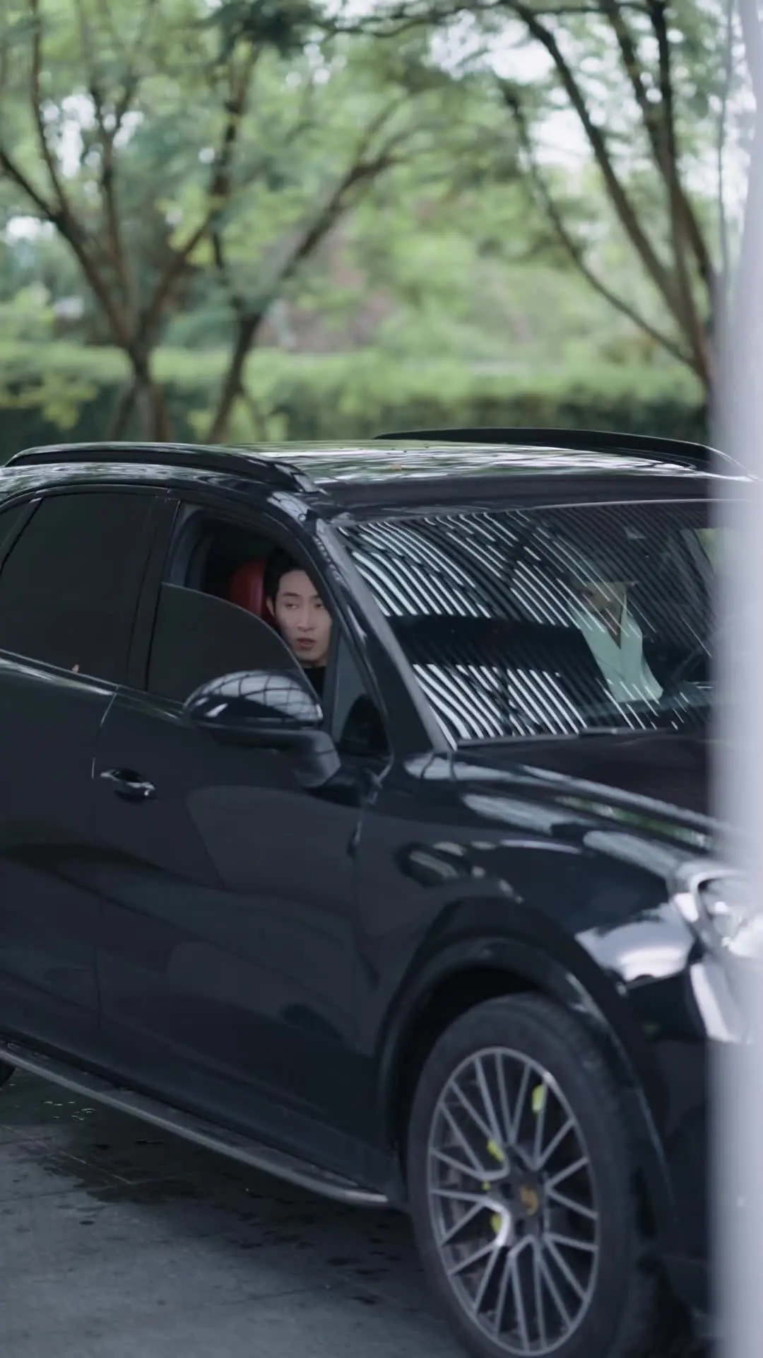 Episode 73 of Miss Secretary, You Stole His Heart