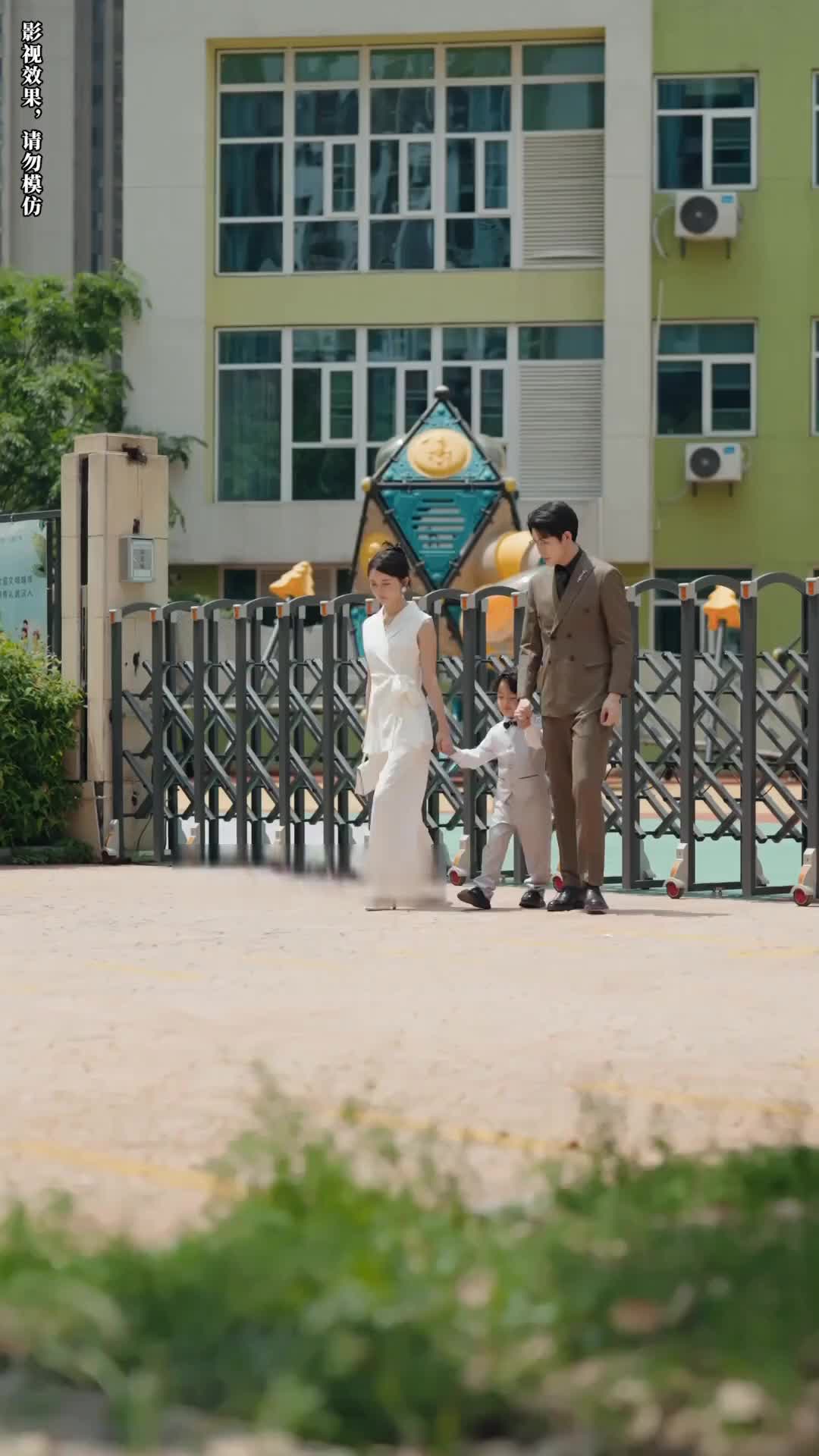 Episode 15 of Mommy, Don't Think About Escaping