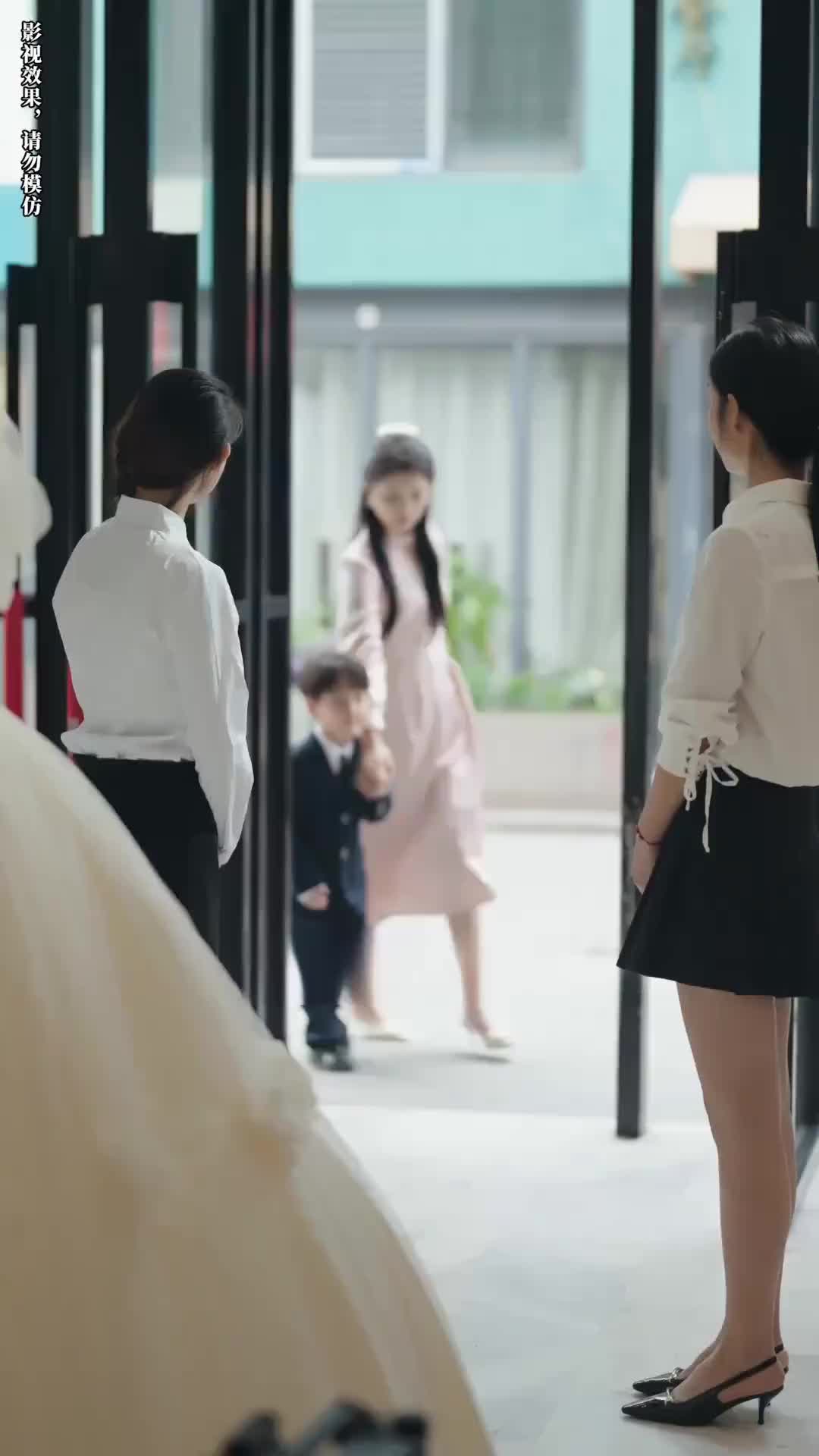 Episode 47 of Mommy, Don't Think About Escaping