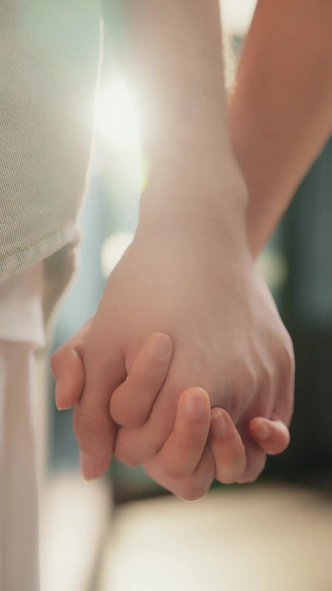 Episode 1 of Mr. & Mrs. Smith: Pretending to Be CEO‘s Penniless Lover