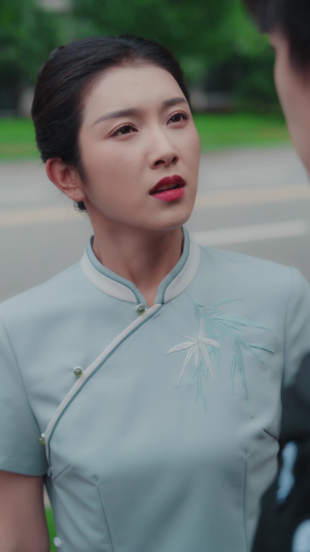 Episode 10 of Mr. & Mrs. Smith: Pretending to Be CEO‘s Penniless Lover