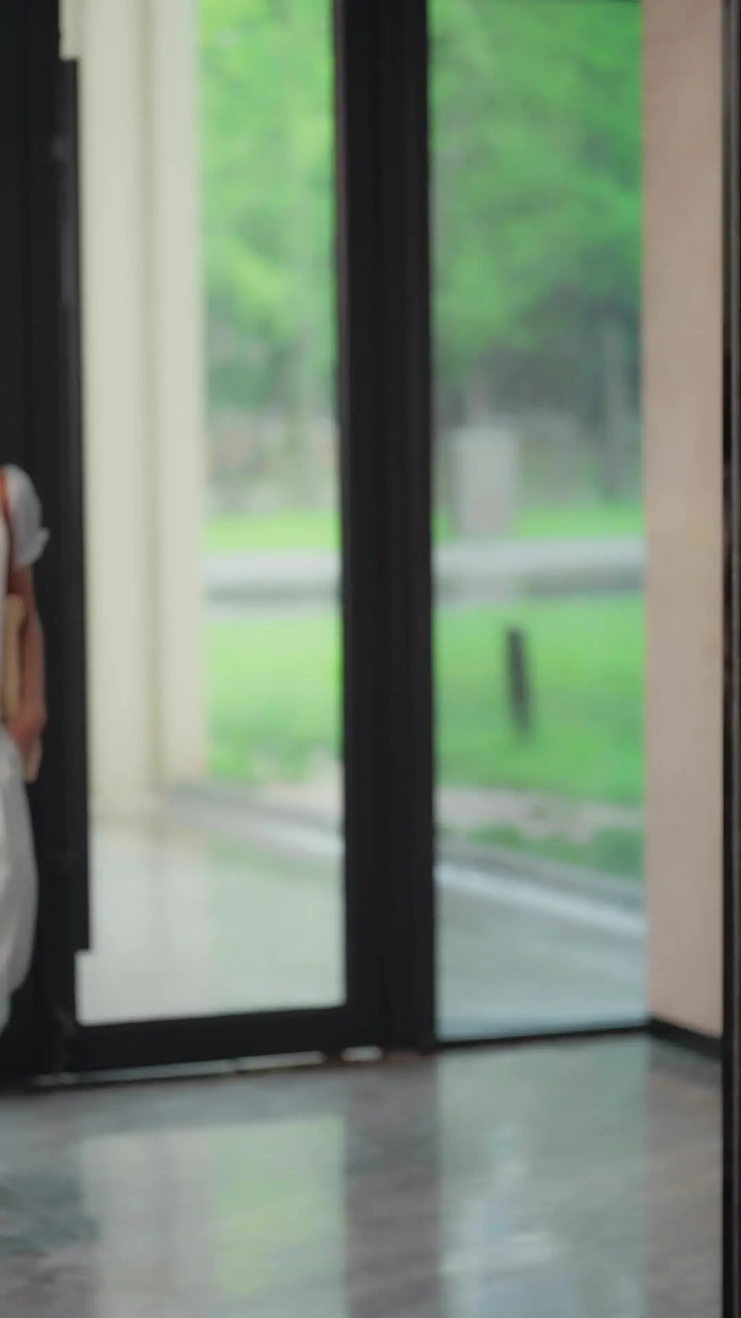 Episode 18 of Mr. & Mrs. Smith: Pretending to Be CEO‘s Penniless Lover