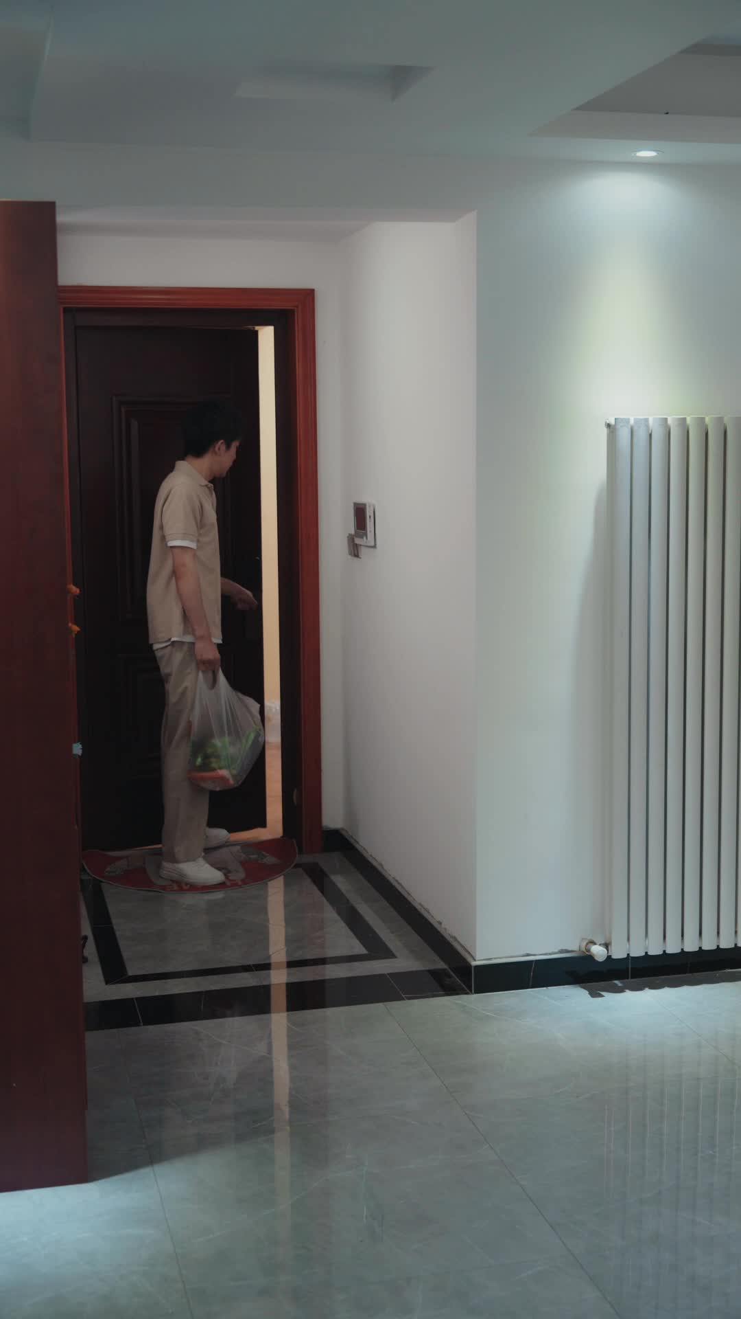 Episode 26 of Mr. & Mrs. Smith: Pretending to Be CEO‘s Penniless Lover