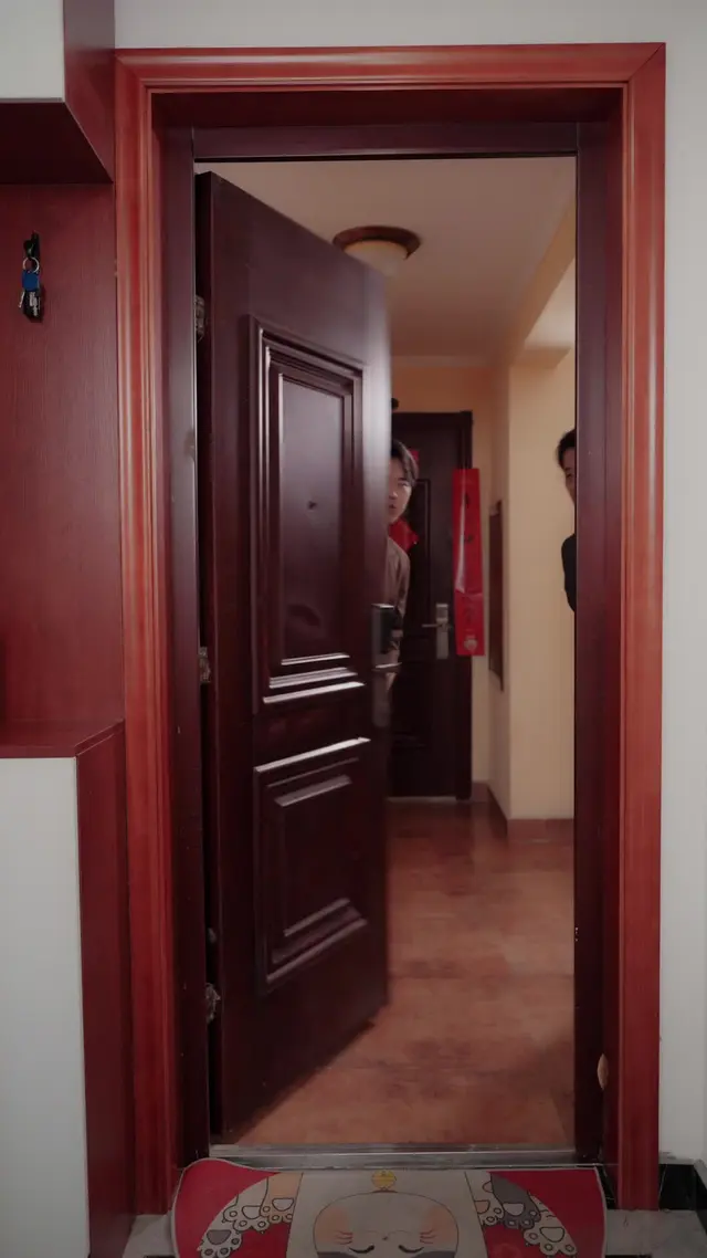 Episode 5 of Mr. & Mrs. Smith: Pretending to Be CEO‘s Penniless Lover