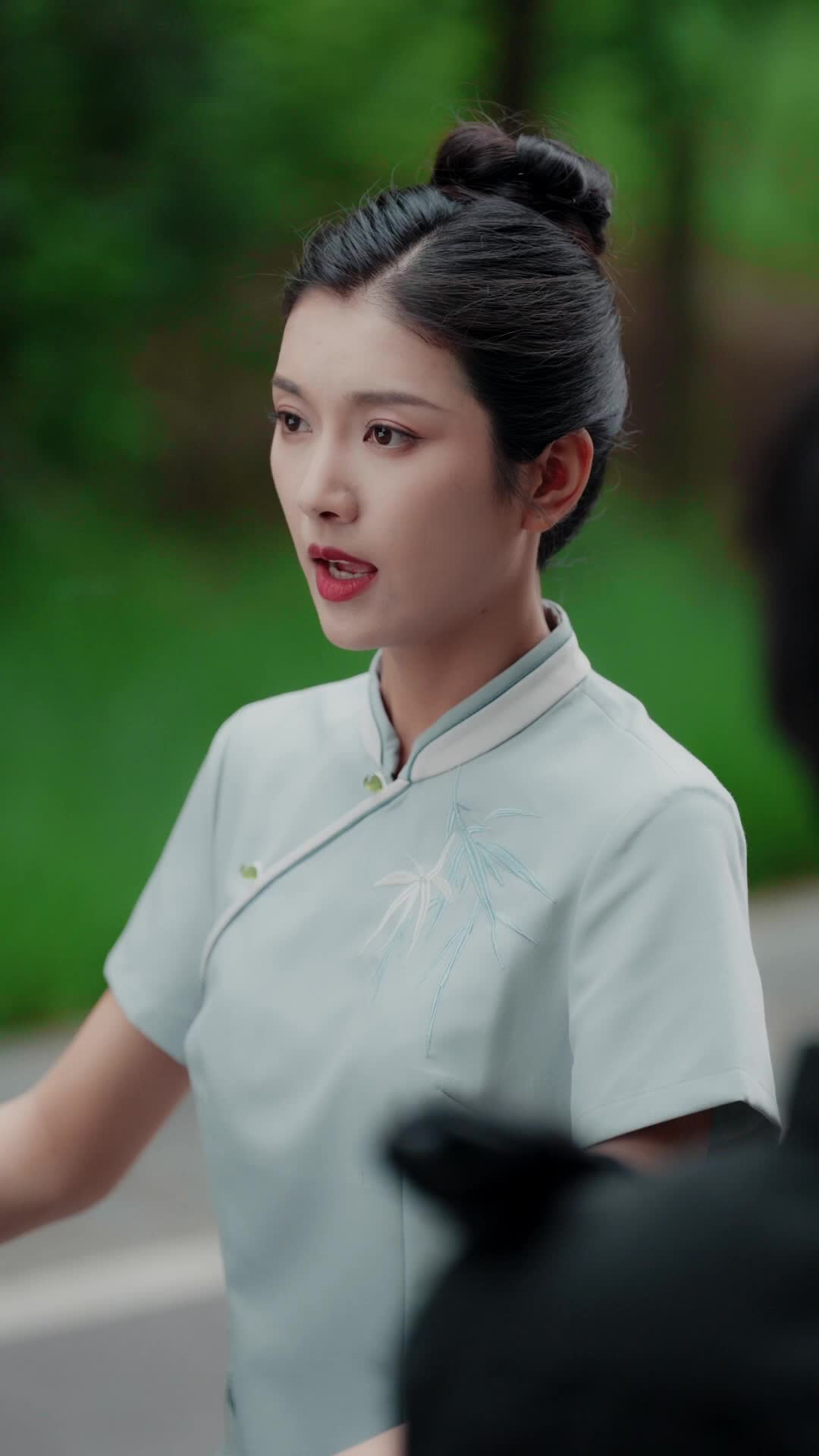 Episode 6 of Mr. & Mrs. Smith: Pretending to Be CEO‘s Penniless Lover