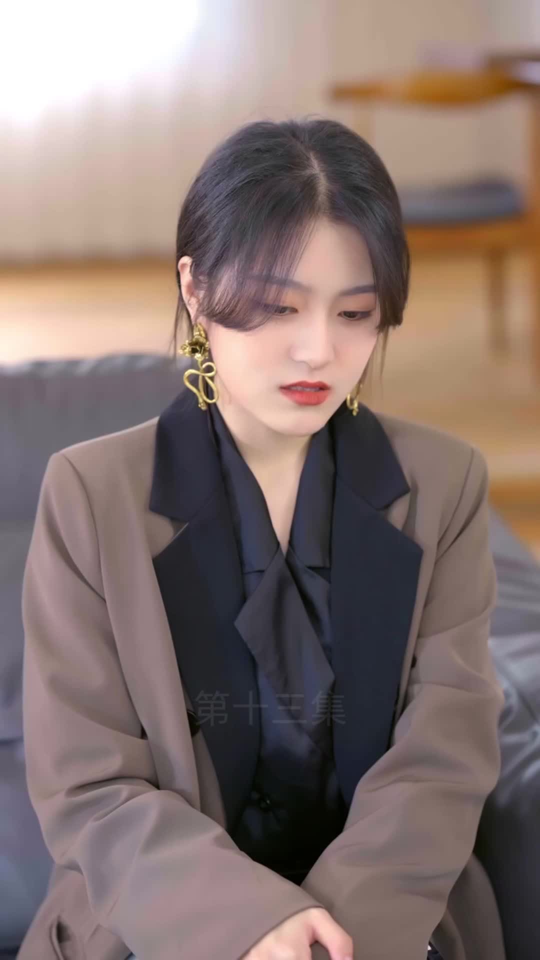 Episode 13 of Ms. CEO's Miracle Healer Boyfriend