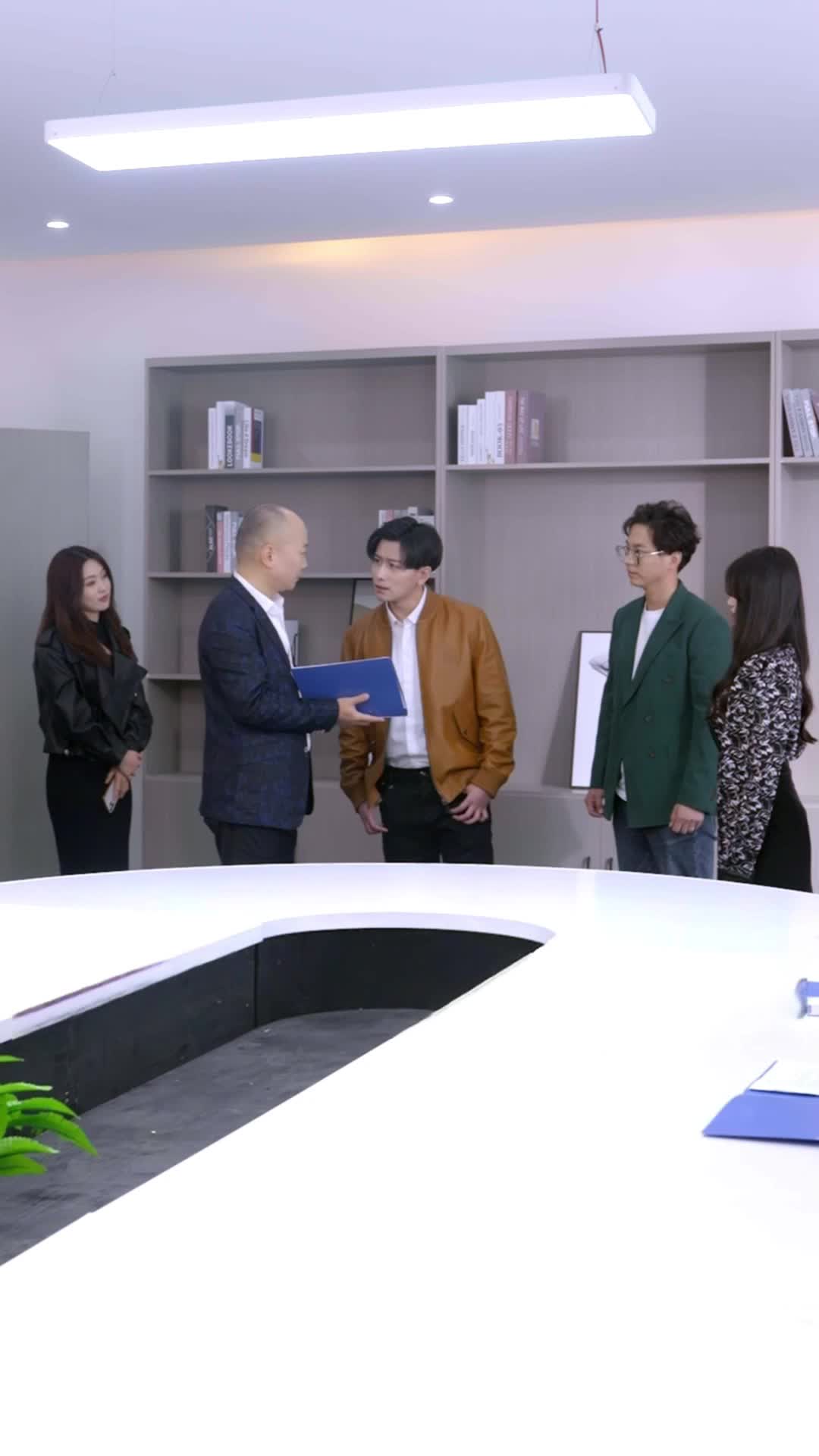 Episode 22 of Ms. CEO's Miracle Healer Boyfriend