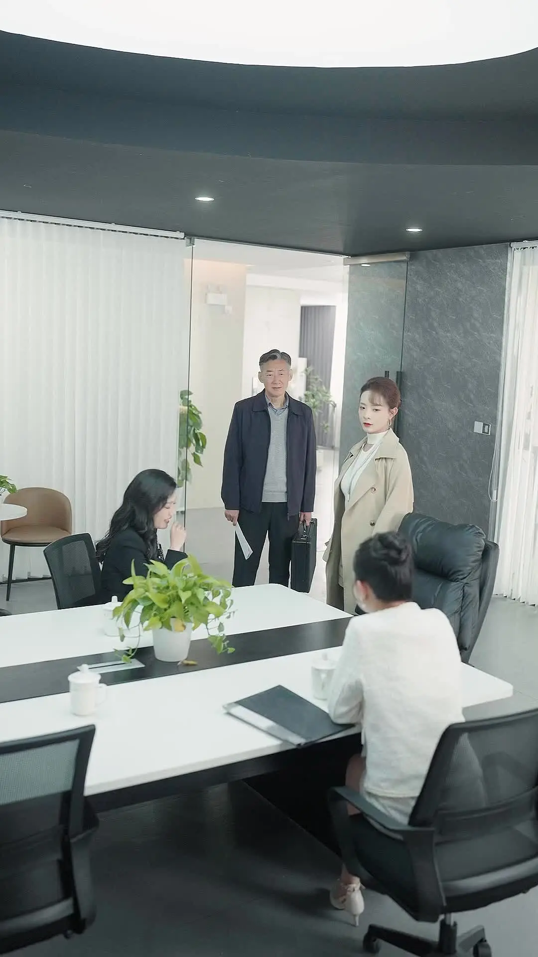 Episode 3 of My 60-Year-Old Apprentice Dad Is a Hidden Boss