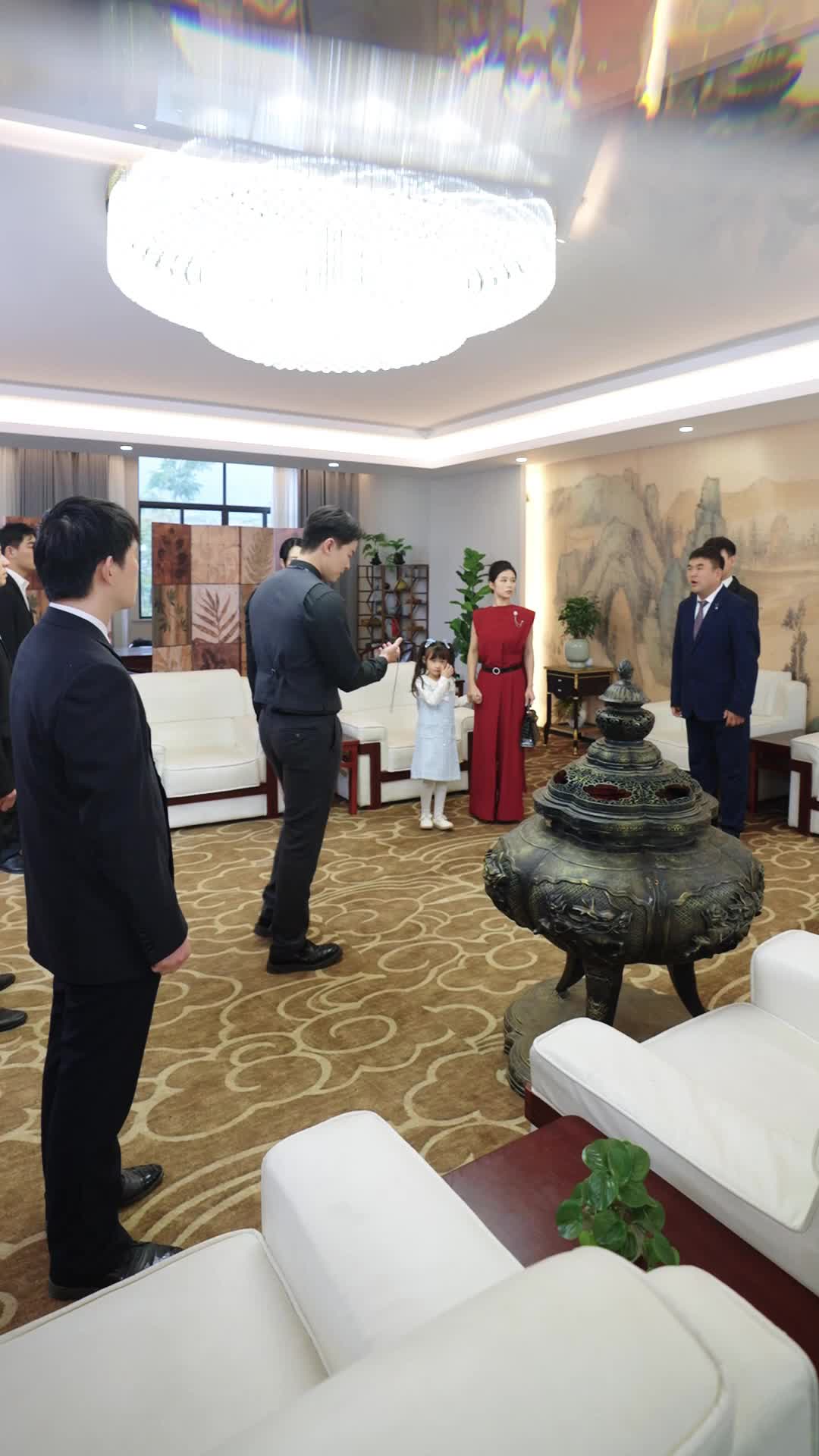 Episode 30 of My CEO Mom Married a Security Guard