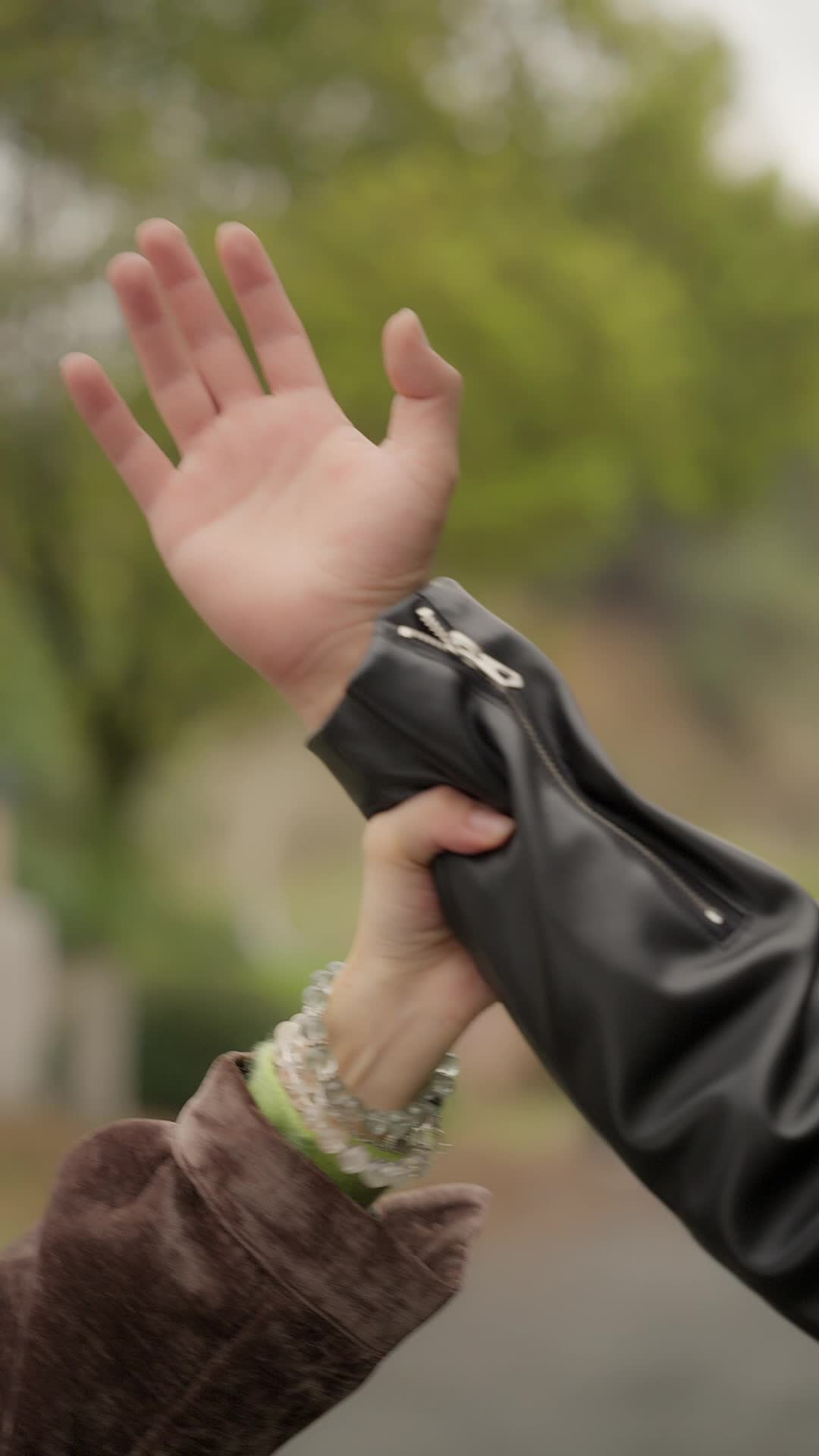 Episode 56 of My Dear Husband, Please Go Bankrupt