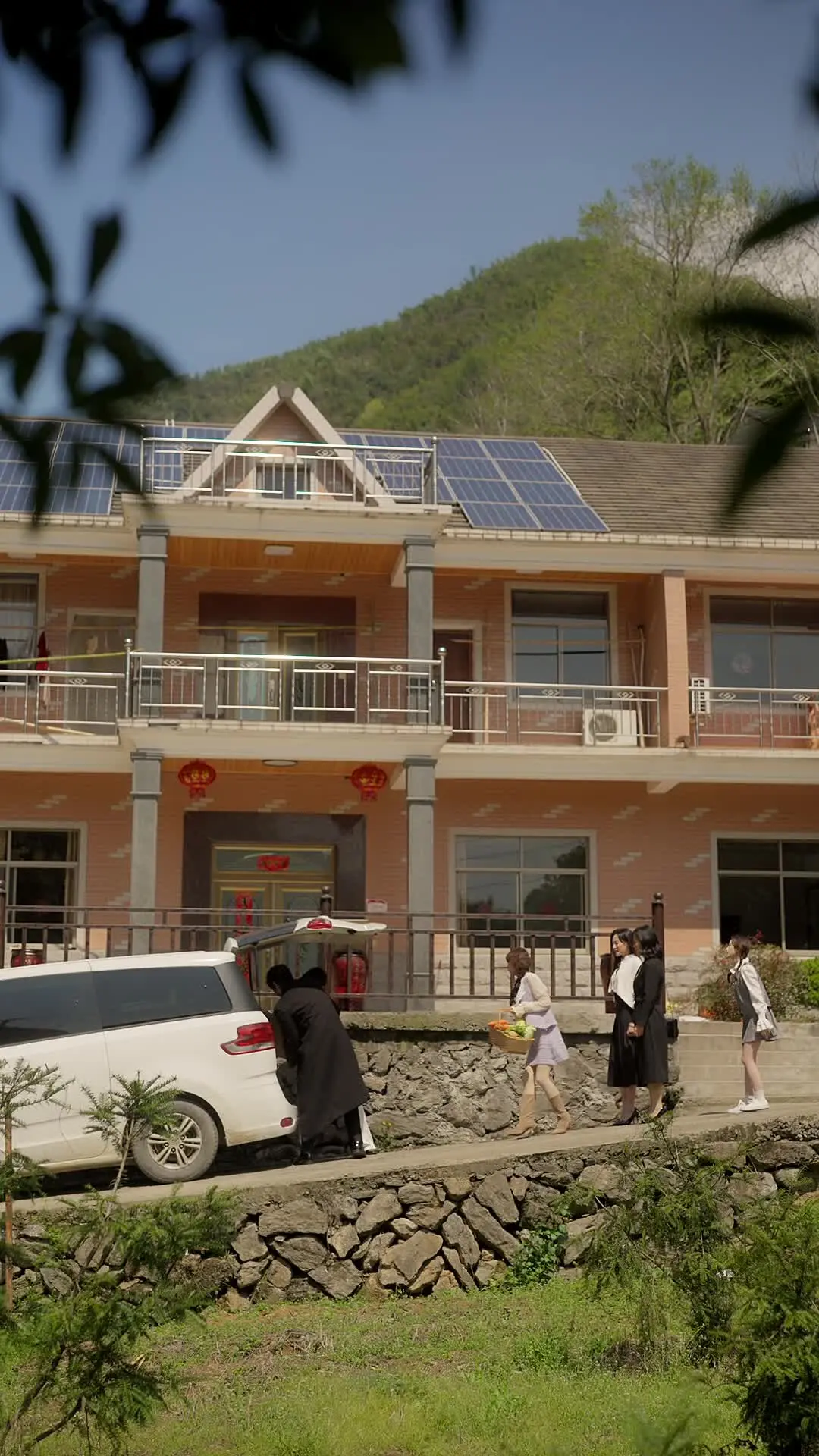 Episode 68 of My Dear Husband, Please Go Bankrupt