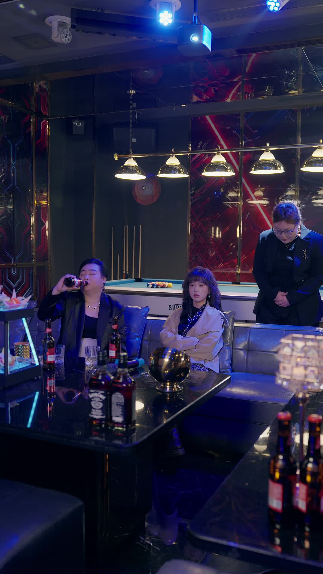 Episode 8 of My Dear Husband, Please Go Bankrupt