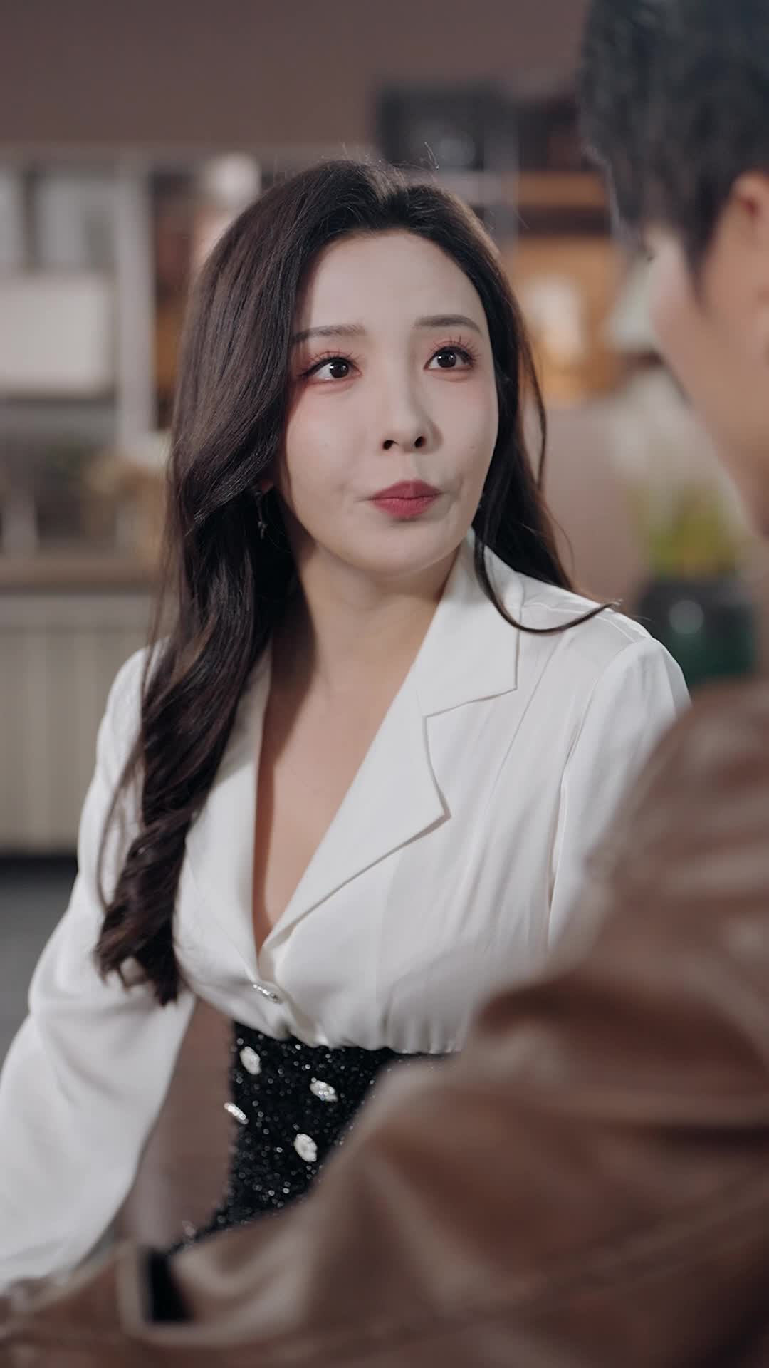 Episode 32 of My Fiancé, My Bodyguard