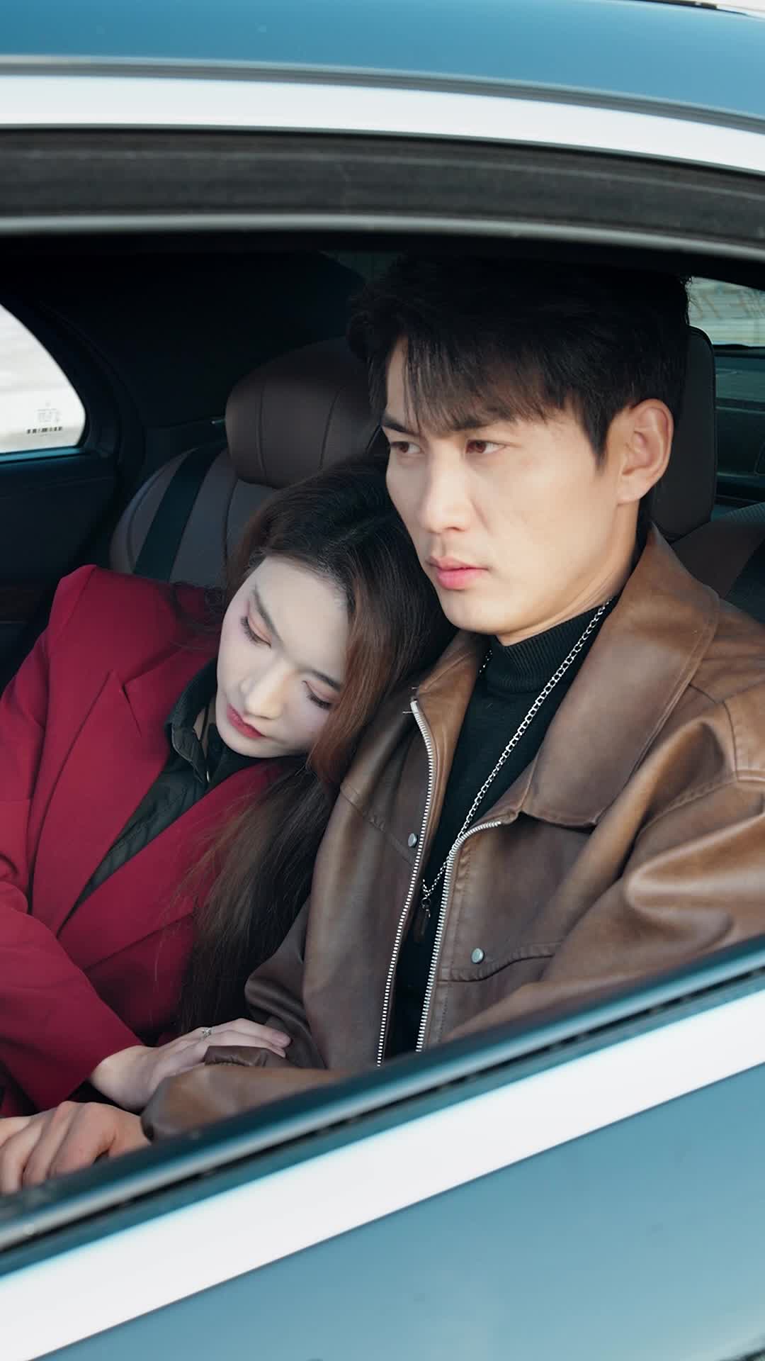 Episode 37 of My Fiancé, My Bodyguard