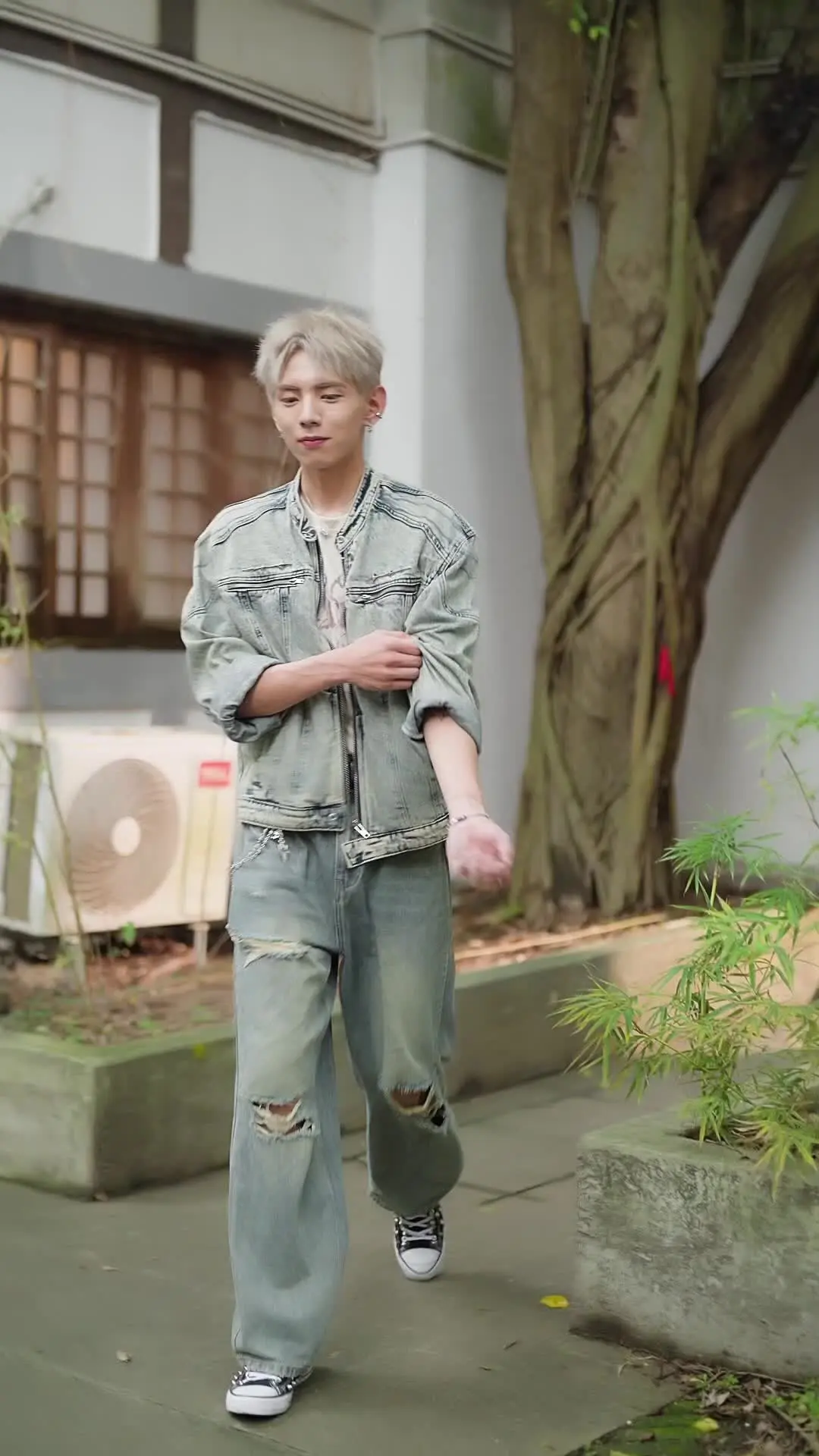 Episode 26 of My Firefighter Husband Was Once a White-Haired Punk