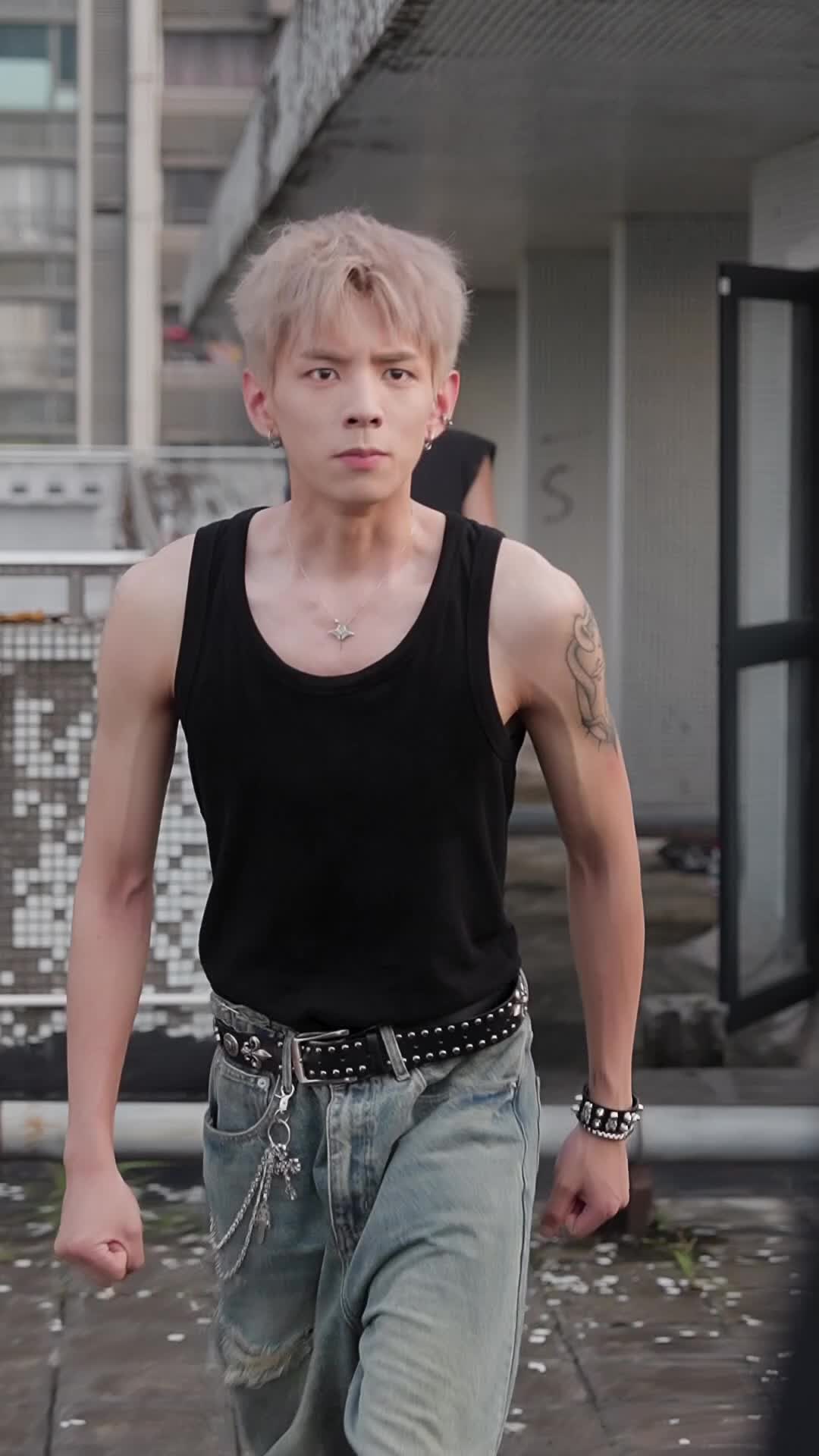 Episode 53 of My Firefighter Husband Was Once a White-Haired Punk