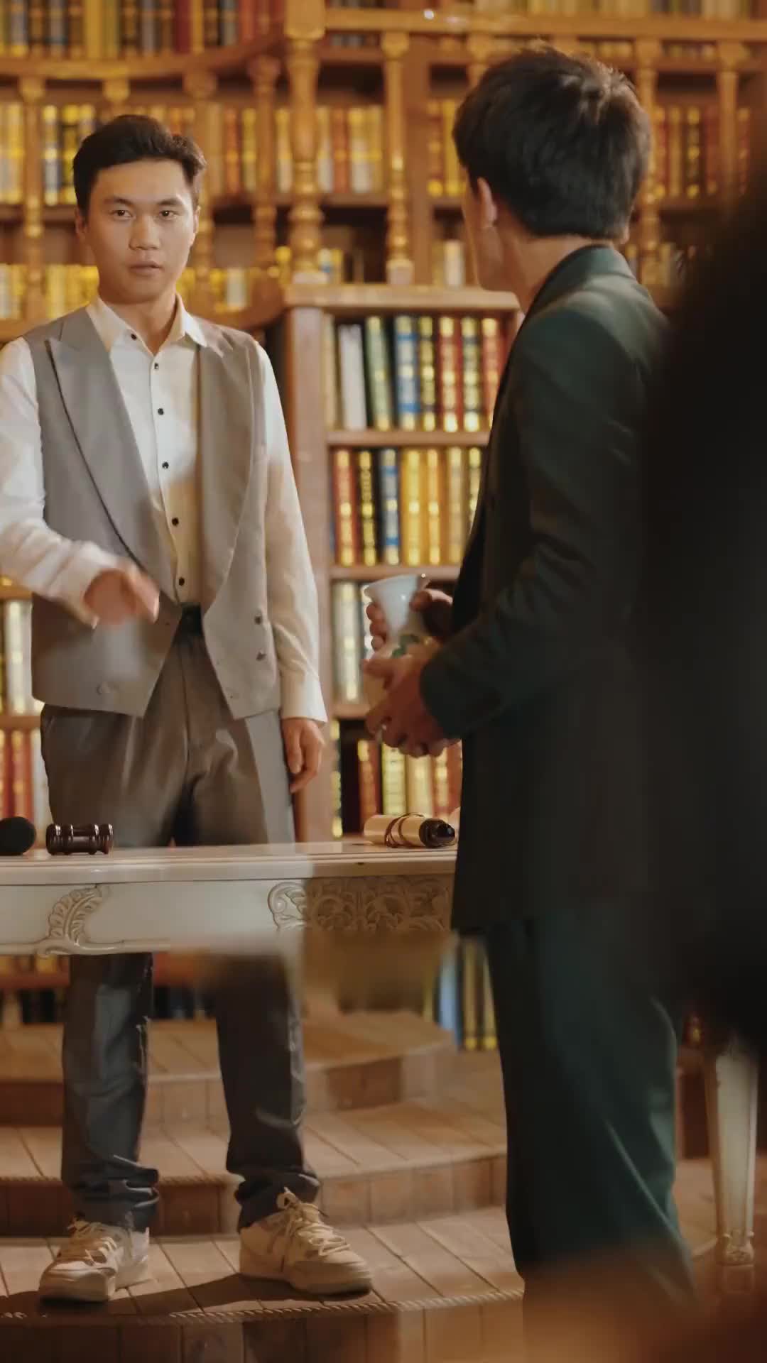 Episode 13 of My Flash Marriage Husband Is A CEO