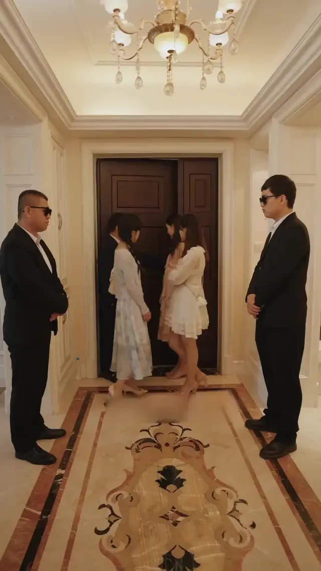 Episode 35 of My Flash Marriage Husband Is A CEO